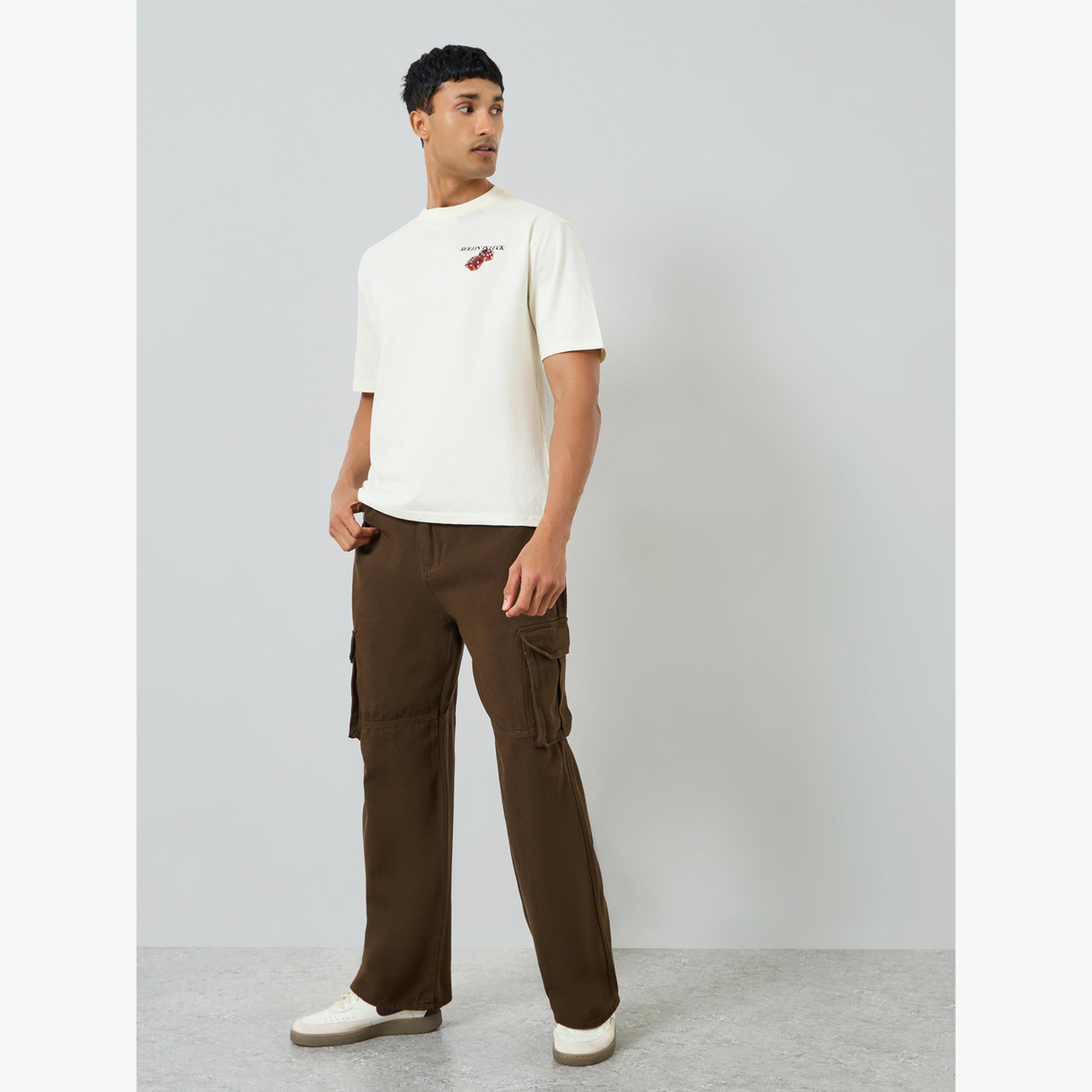 تيشيرت رجالي بطبعة جرافيك قصة واسعة-men-clothing-tshirtsandpolos-tshirts-image-2