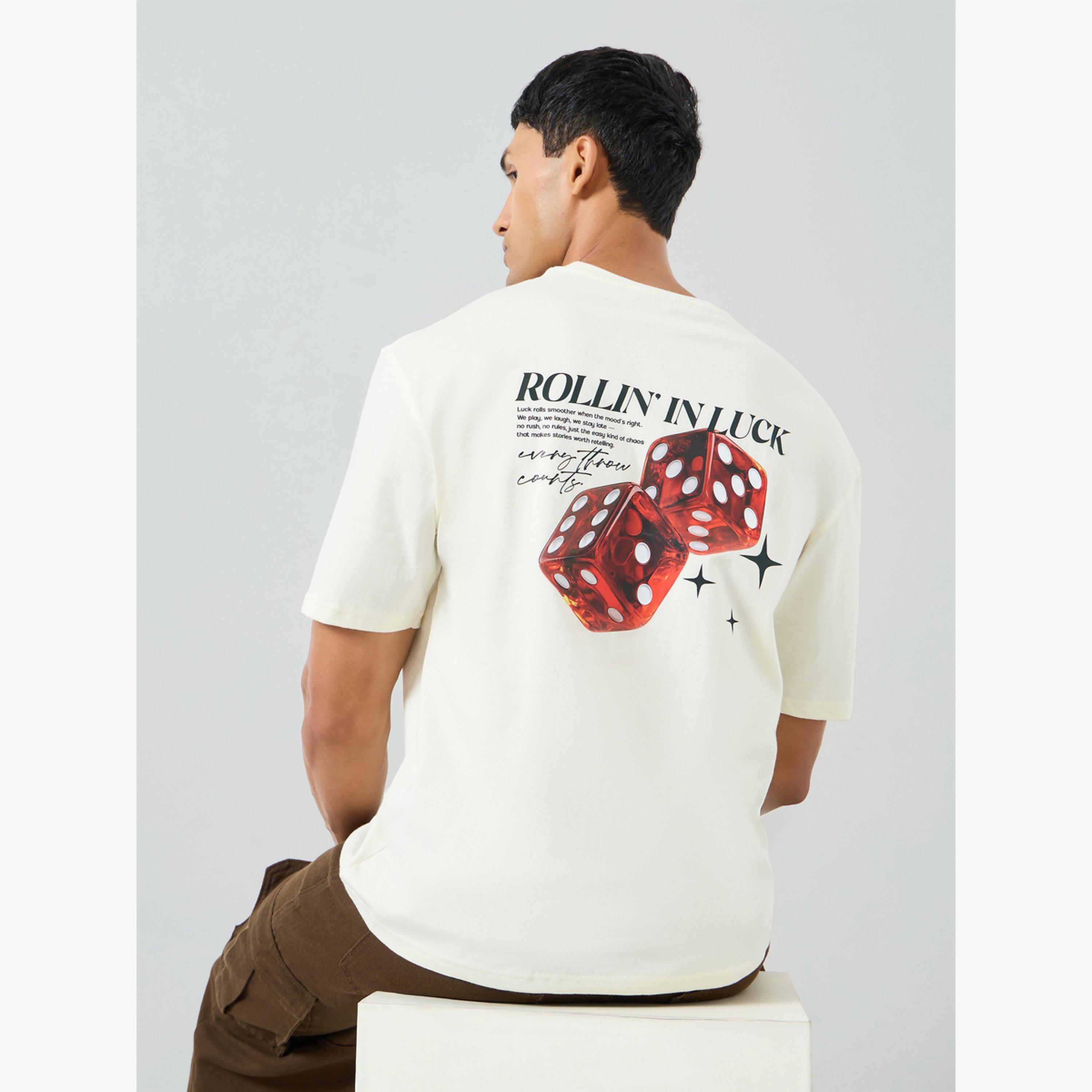 تيشيرت رجالي بطبعة جرافيك قصة واسعة-men-clothing-tshirtsandpolos-tshirts-image-4