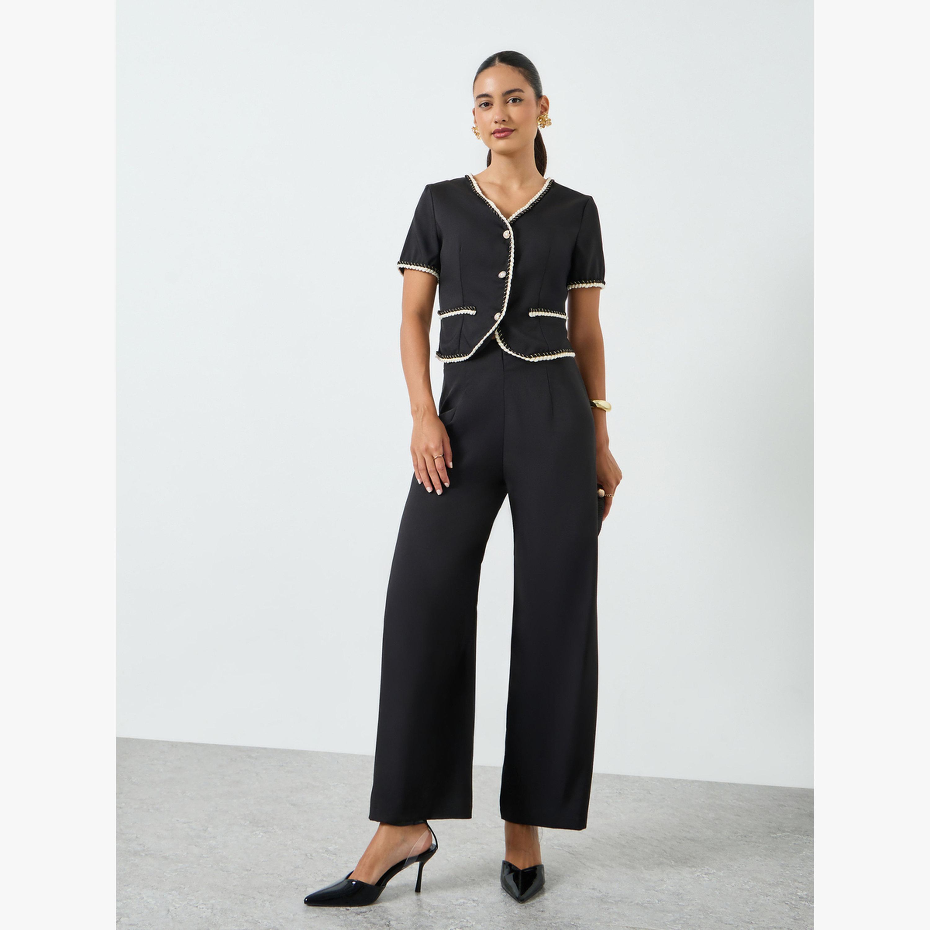 طقم منسق من بنطال بأرجل مستقيمة وبلوزة بأزرار أمامية-women-clothing-coordsets-image-1