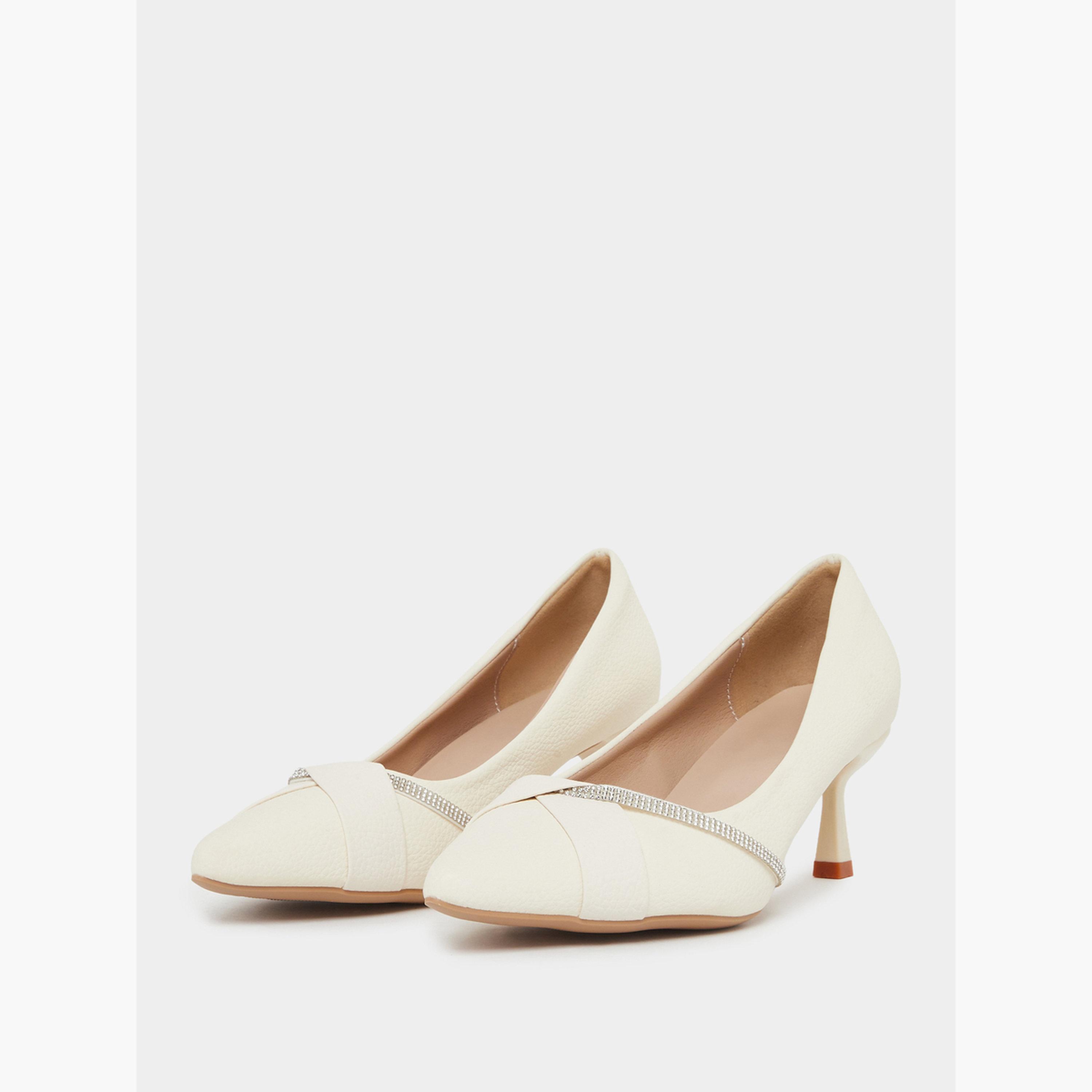 حذاء بكعب ستيليتو ومزين-women-shoes-sandals-heeled-image-1