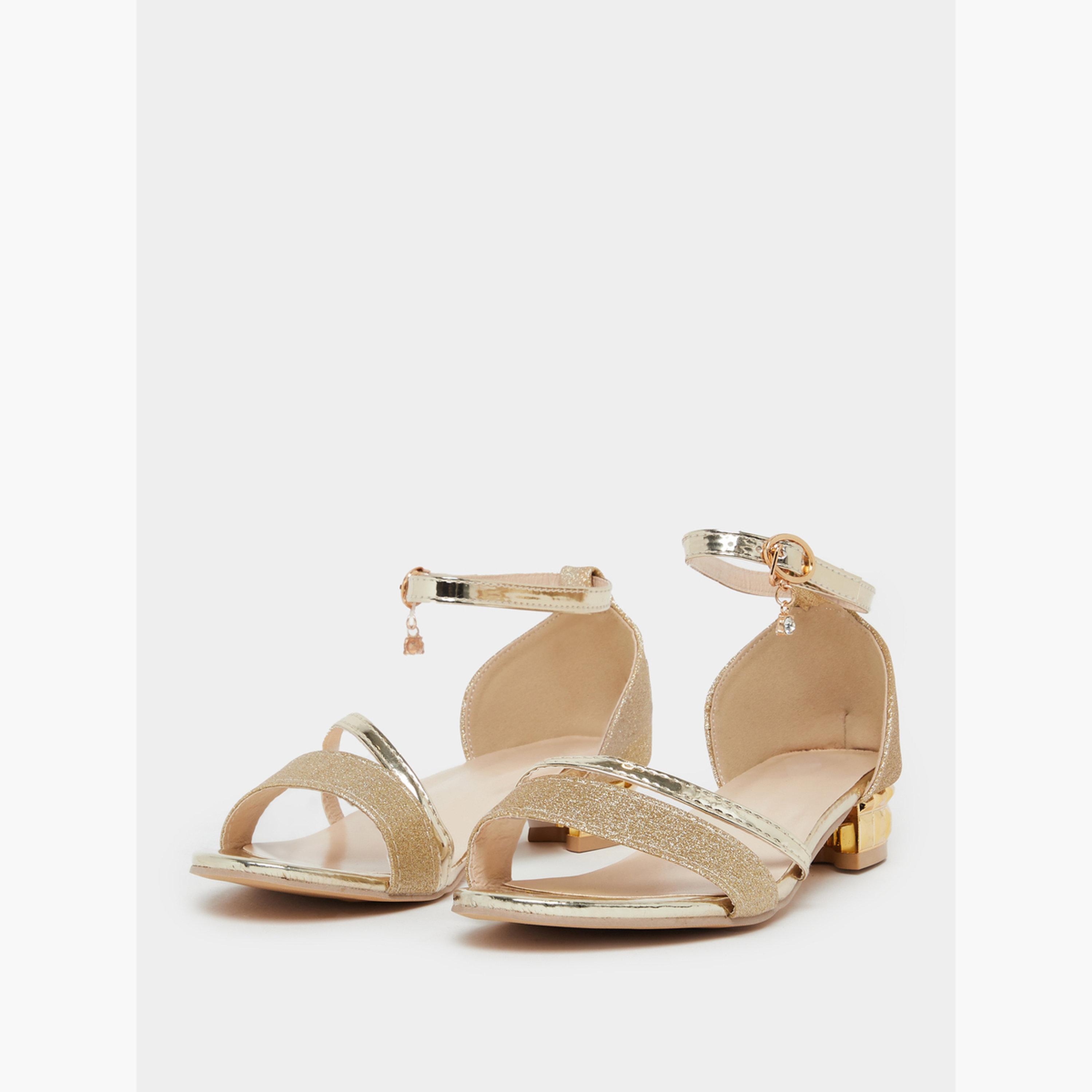 صندل بكعب منخفض ولامع-women-shoes-sandals-flats-image-1
