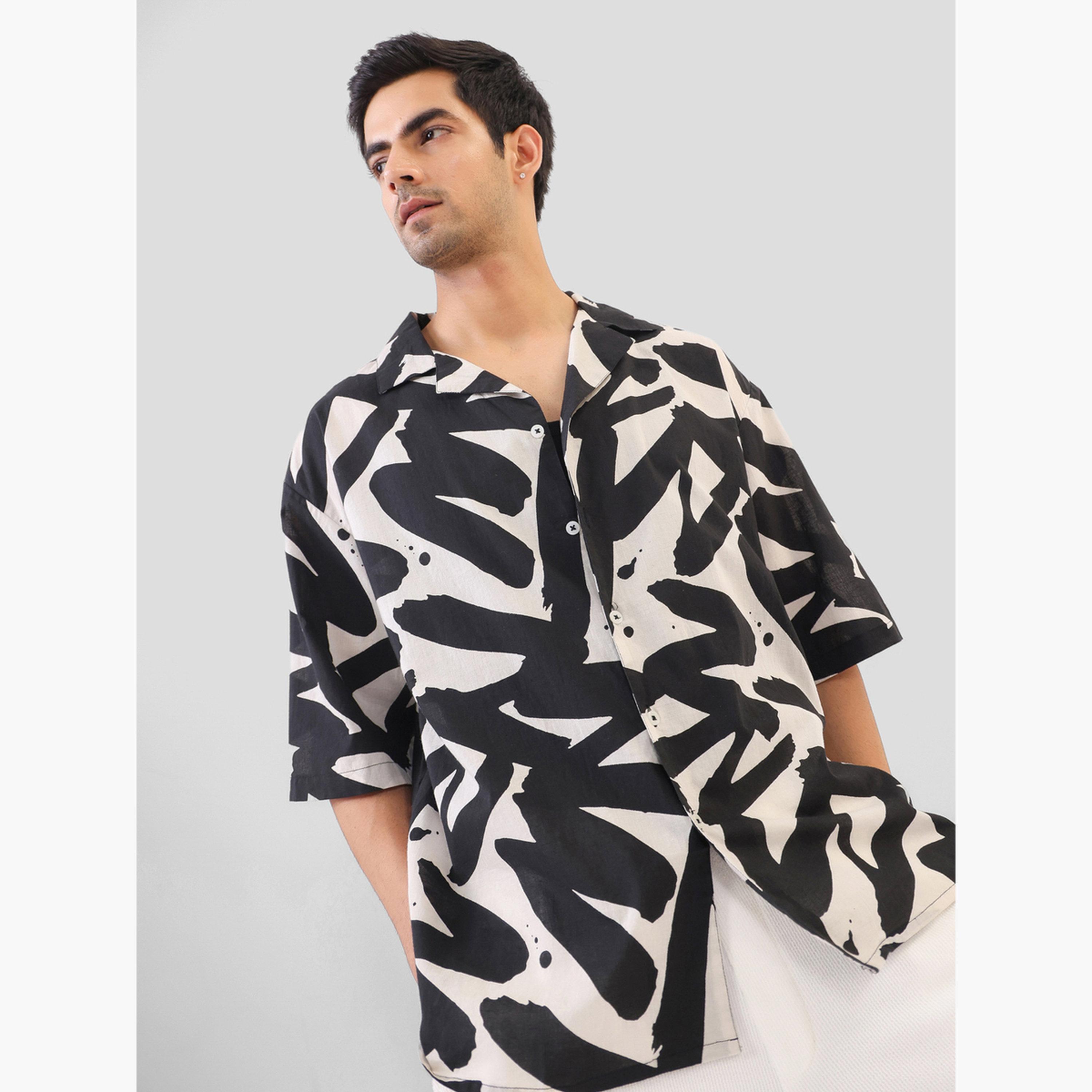 قميص قطن مطبع بقصة واسعة للرجال-men-clothing-shirts-image-2