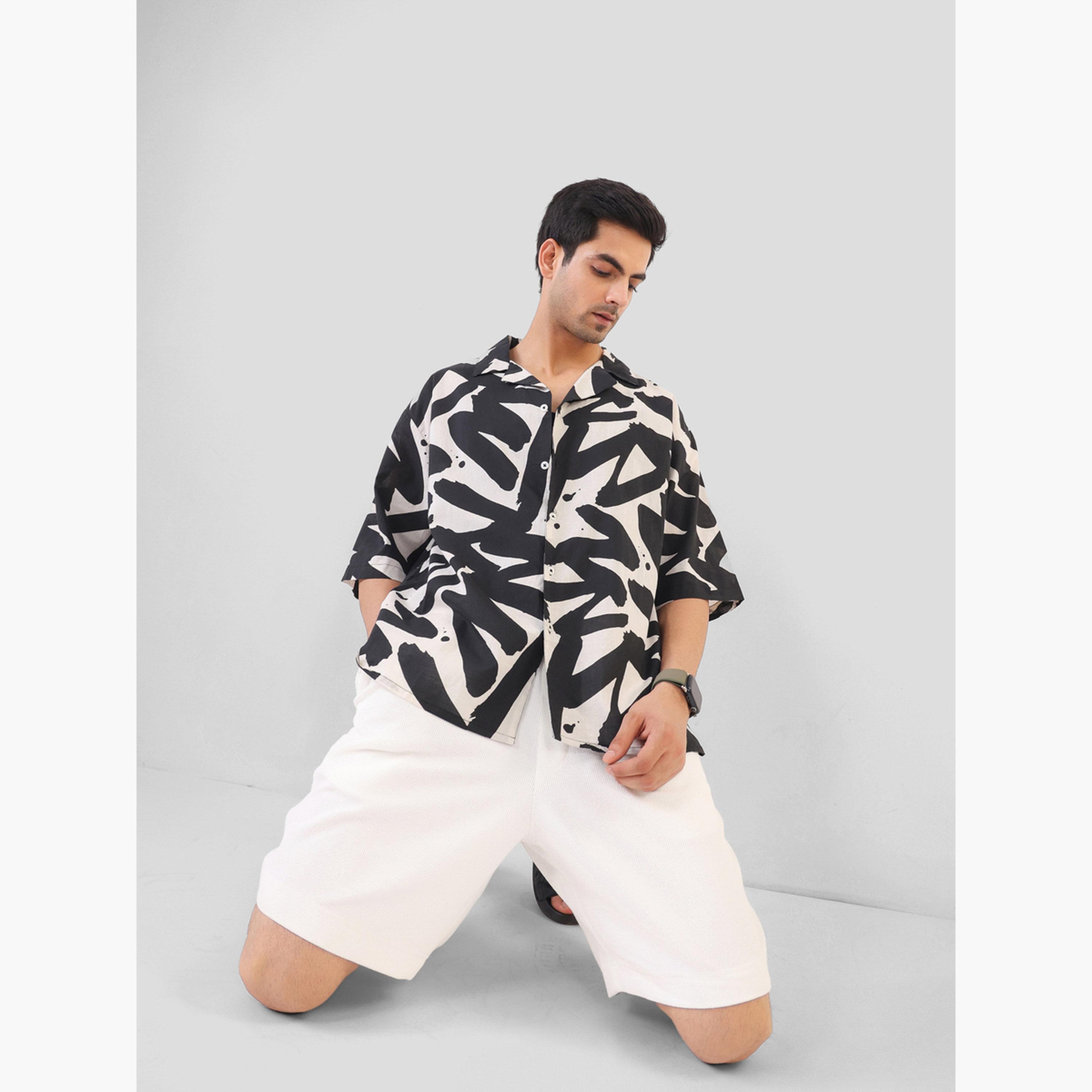 قميص قطن مطبع بقصة واسعة للرجال-men-clothing-shirts-image-6