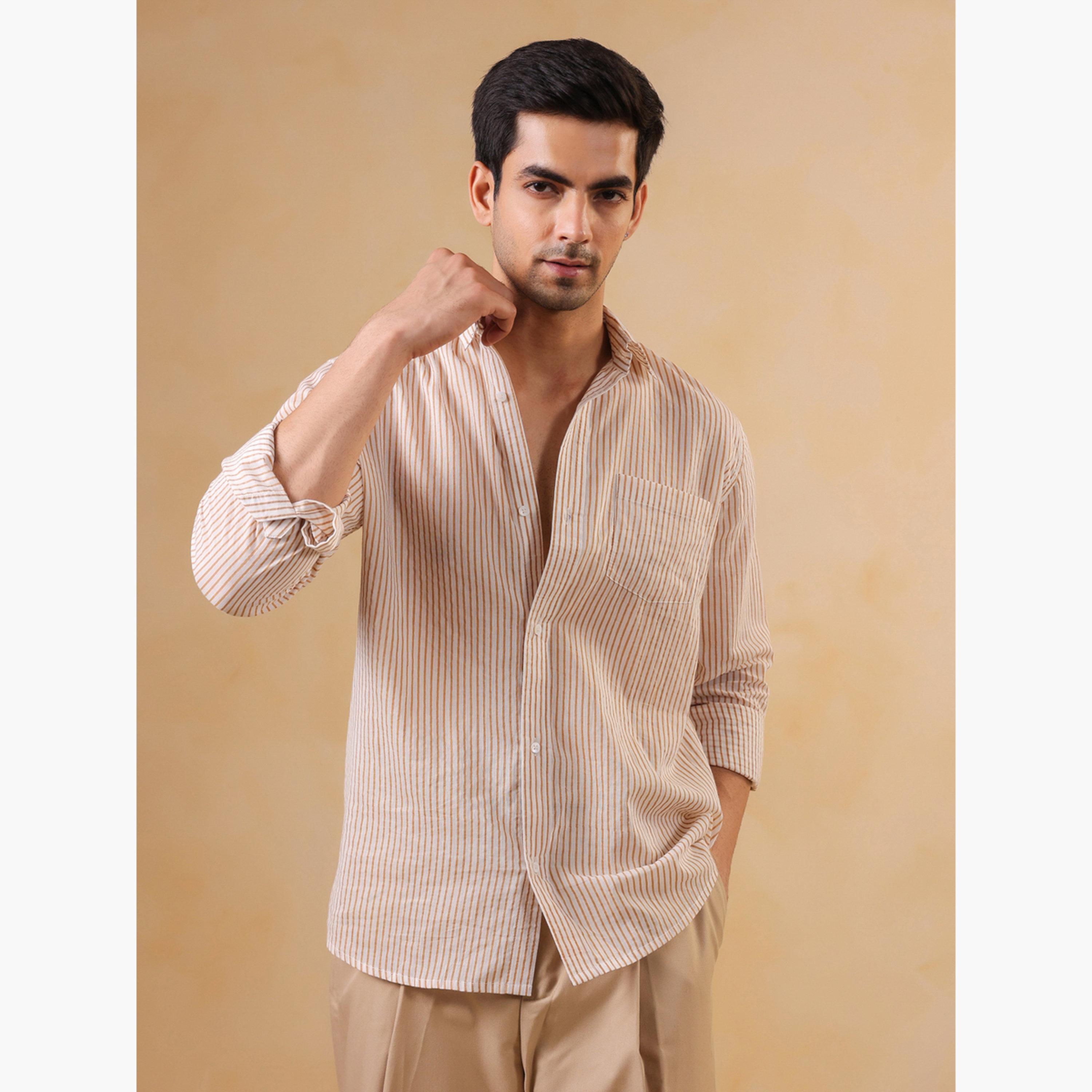قميص قطن مخطط بقصة مريحة للرجال-men-clothing-shirts-image-1