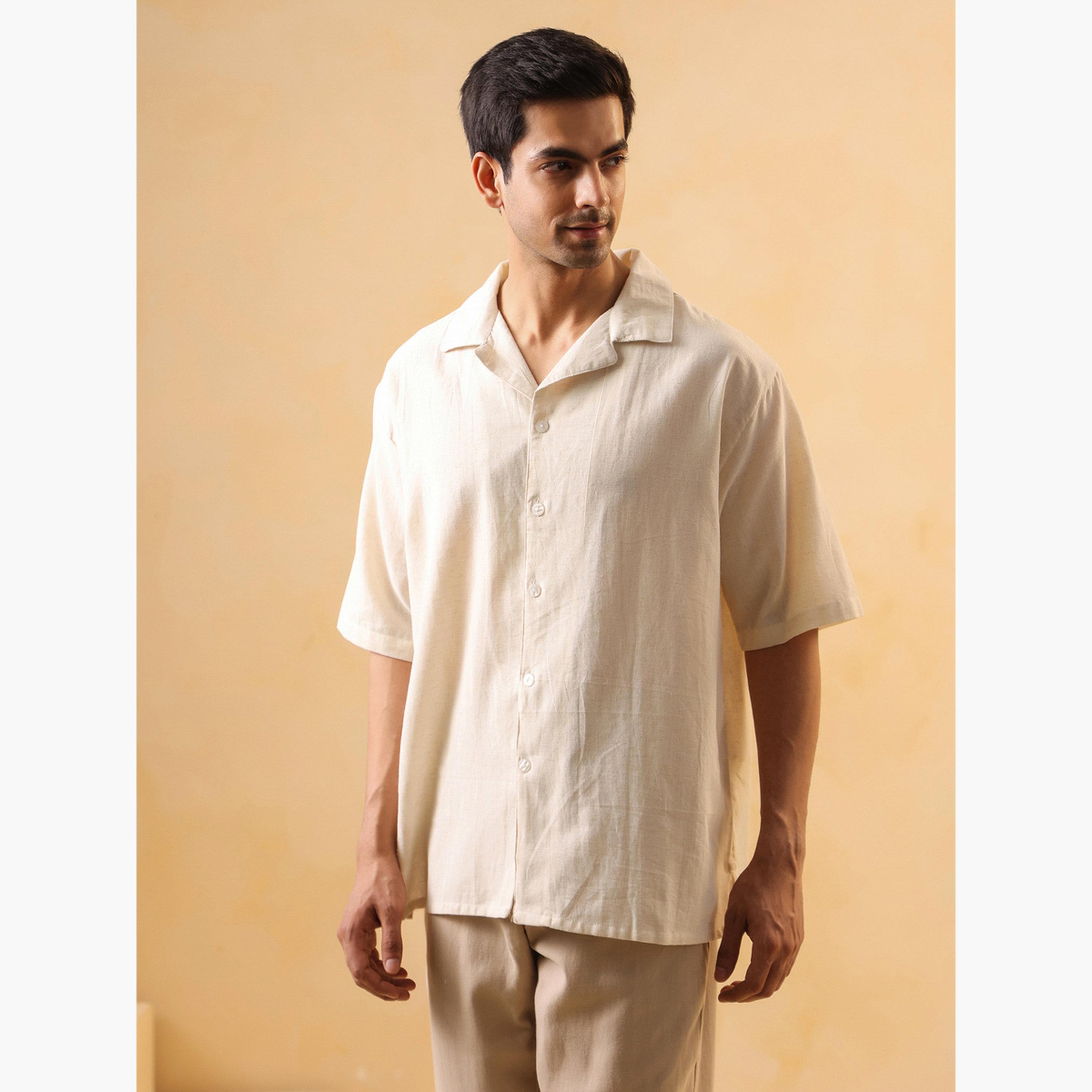 قميص قطن سادة بقصة واسعة للرجال-men-clothing-shirts-image-4