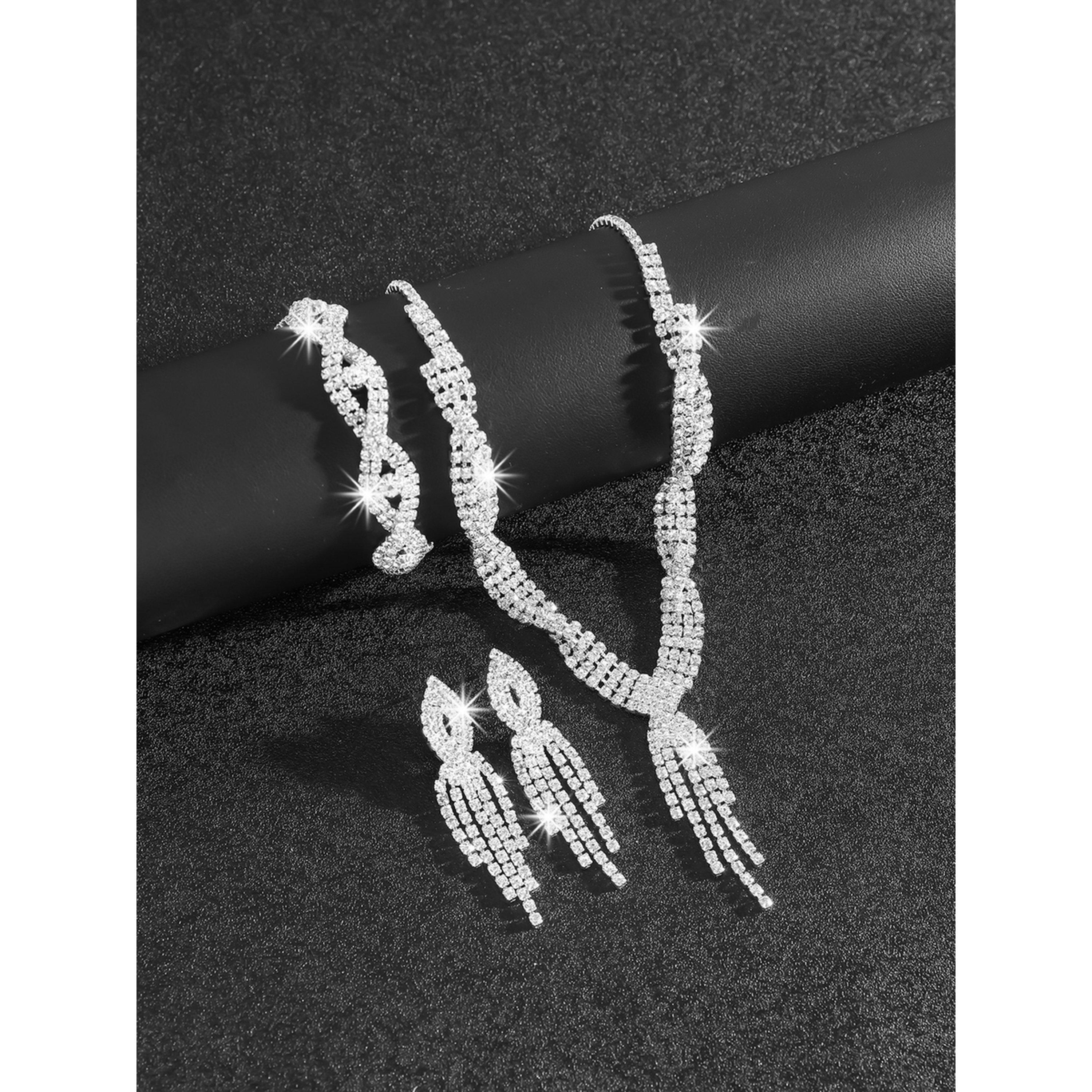 طقم مجوهرات 3 قطع عقد بشراشيب وسوار وأقراط منمقة-women-watchesandjewellery-jewellery-jewellerysets-image-3