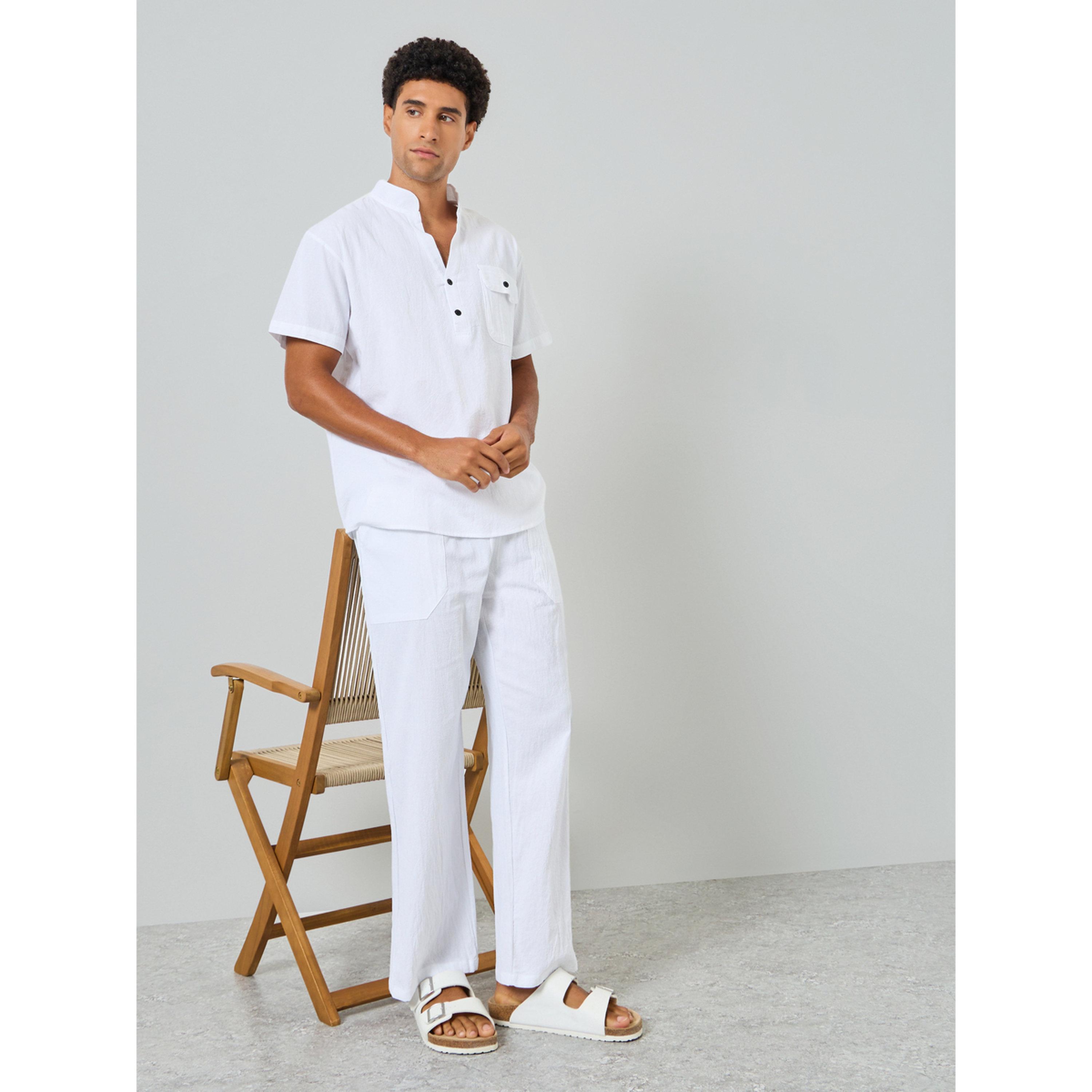 قميص رجالي أبيض بأكمام قصيرة وياقة ماندارين-men-clothing-shirts-image-2