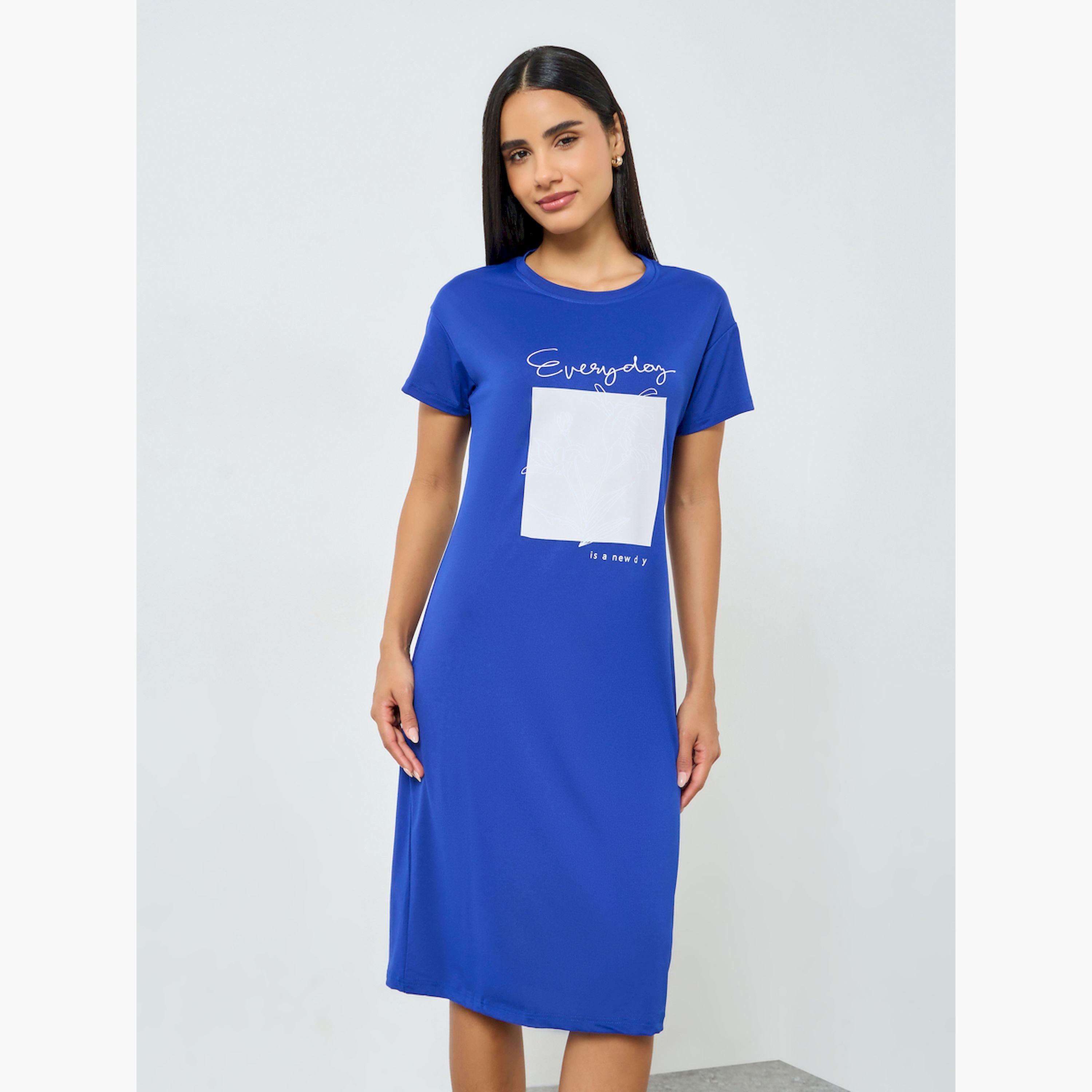 تيك تو × ستايلي - فستان تيشيرت أزرق مطبوع بأكمام قصيرة-women-clothing-nightwear-nighties-image-1