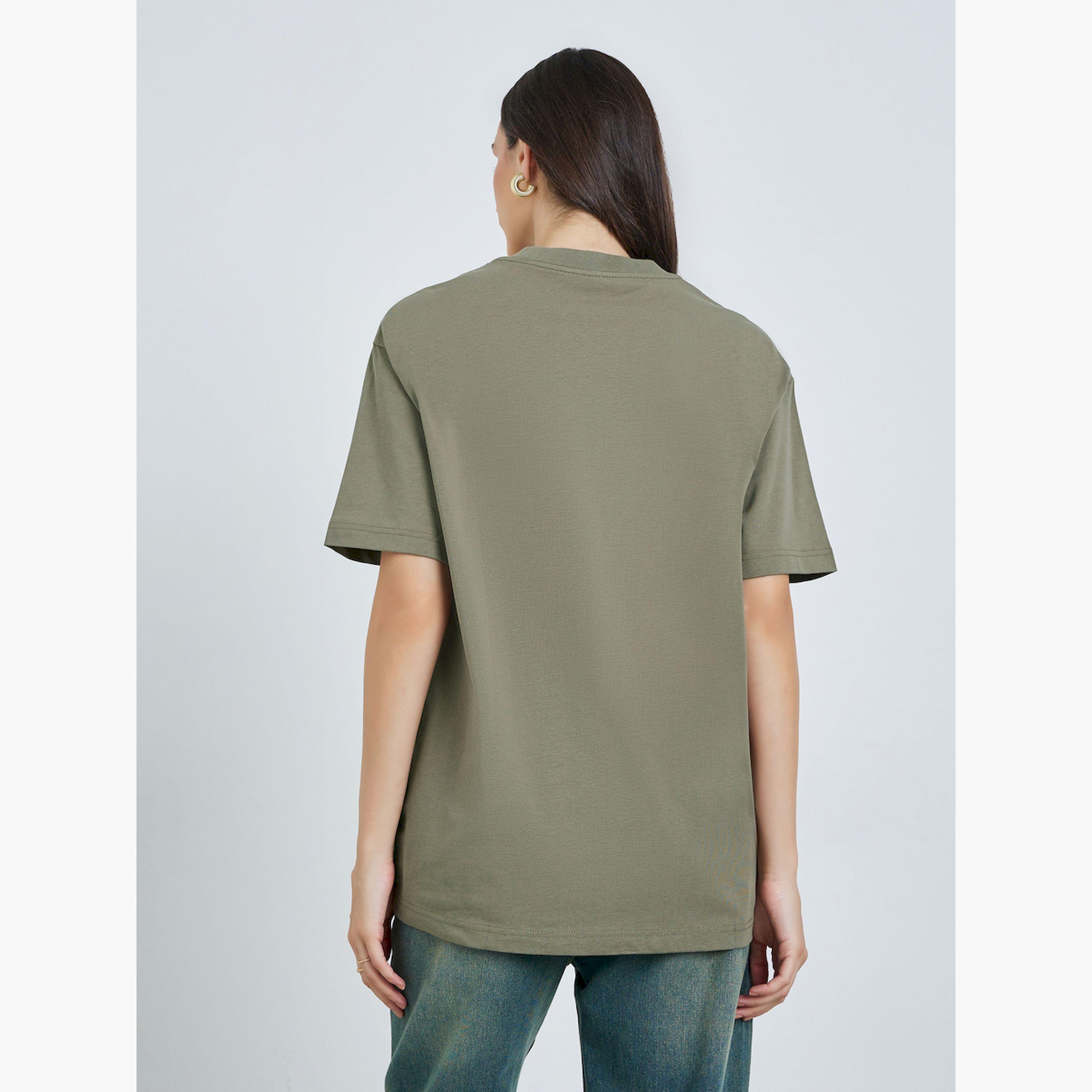تيك تو × ستايلي - تيشيرت قطني كبير الحجم نقشة نص أخضر-women-clothing-tshirts-image-4