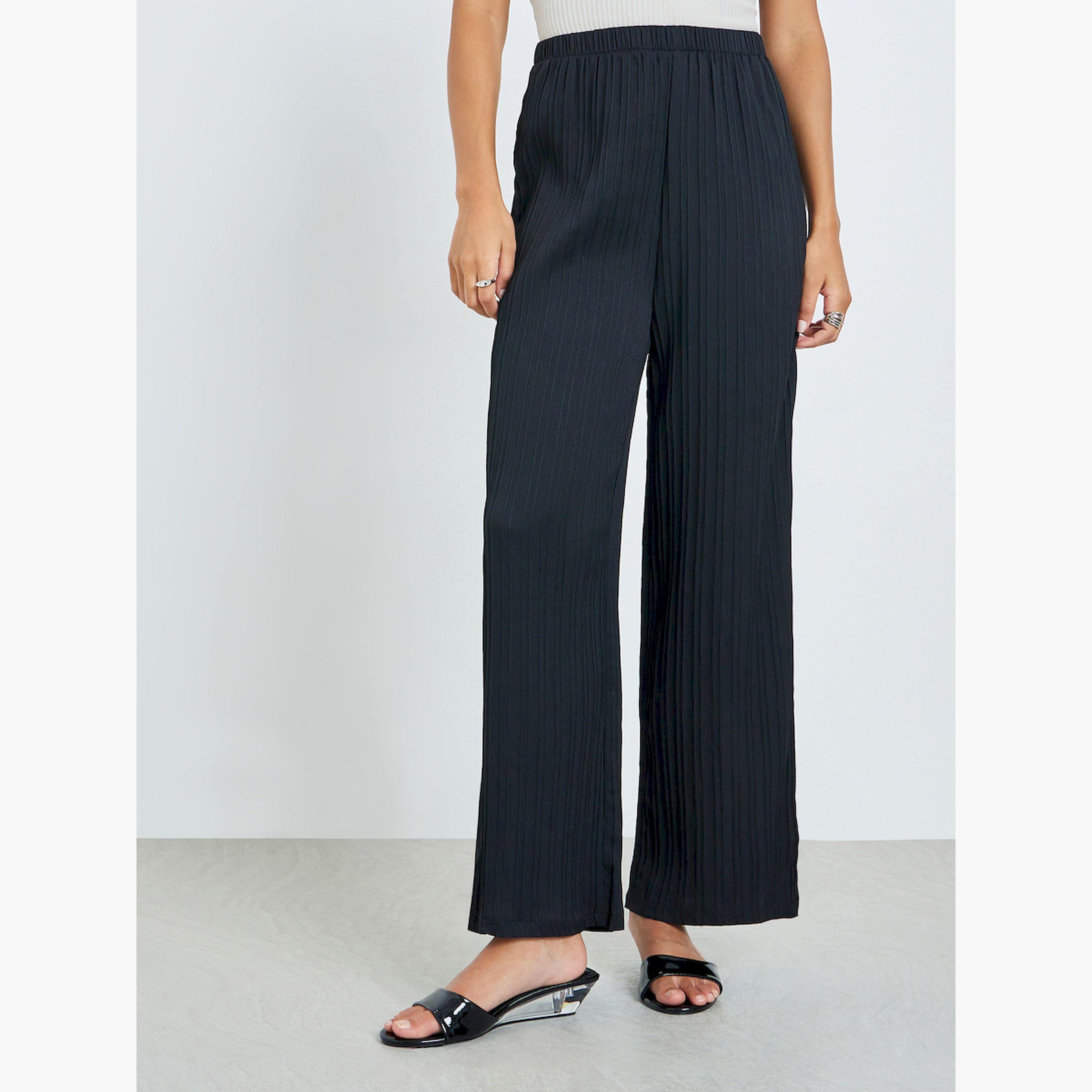 Styli Black Oversized Pleated Top and Trousers Co-Ords-women-arabicclothing-sets-image-5