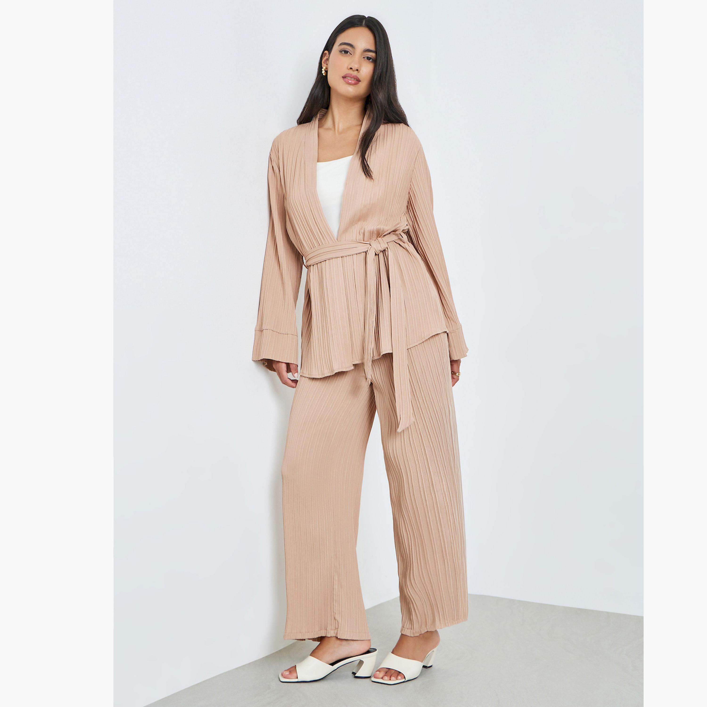 ستايلي - طقم بيج مكون من بلوزة واسعة مطوية وبنطال واسع الساقين-women-arabicclothing-sets-image-1