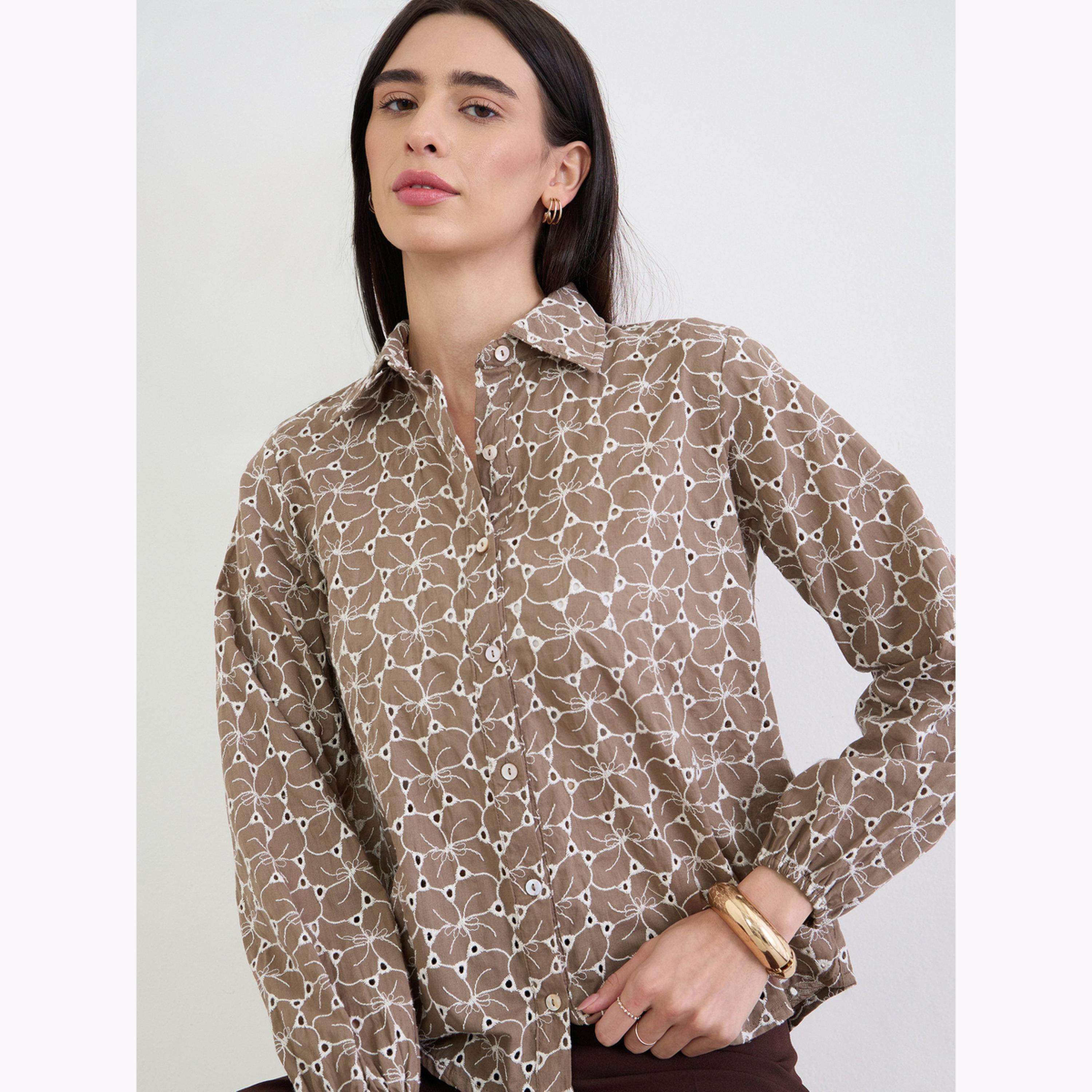 قميص قطن مطرز بالزهور لون بني-women-clothing-shirtsandblouses-shirts-image-4