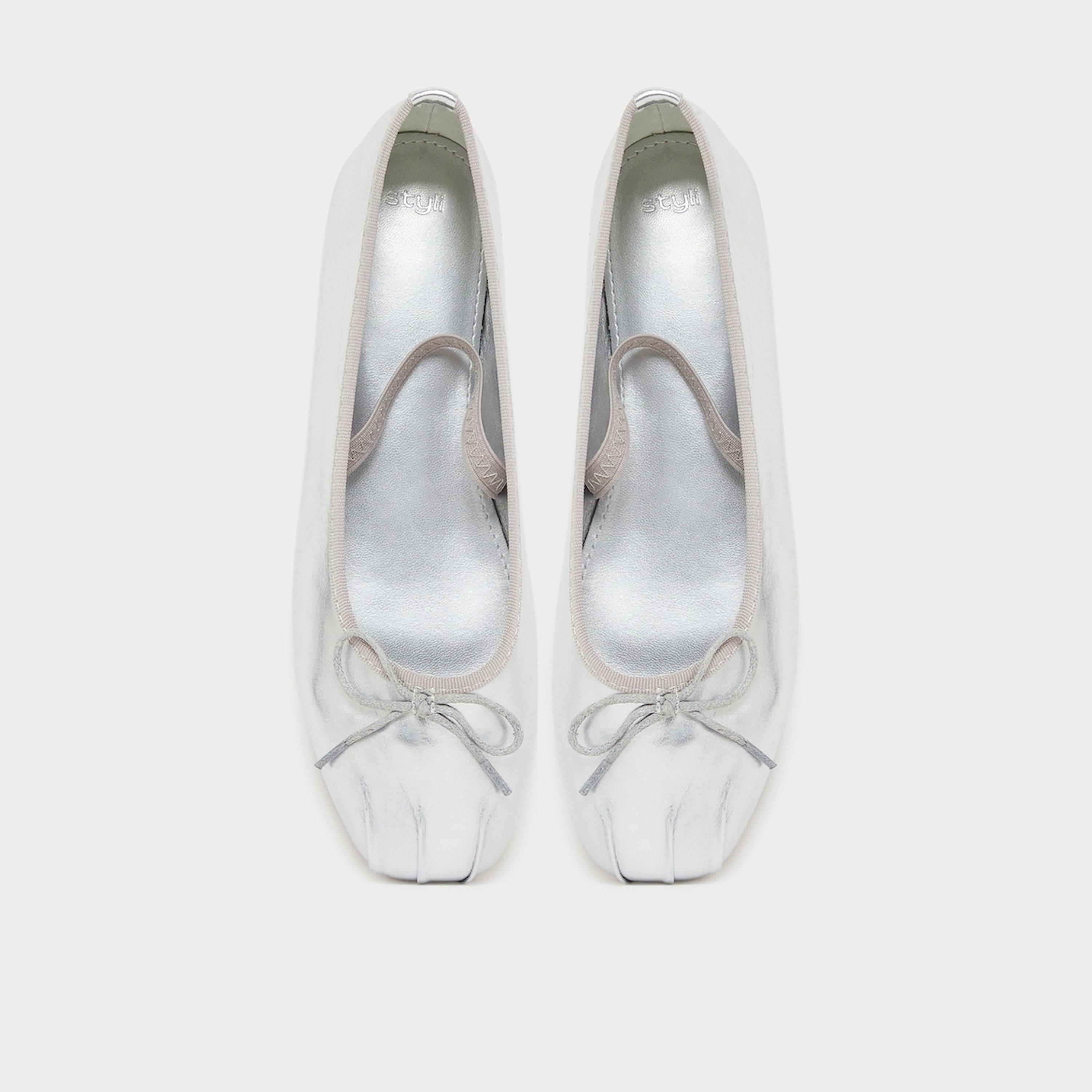 حذاء باليرينا فلات فضي بفيونكة-women-shoes-ballerinas-image-3