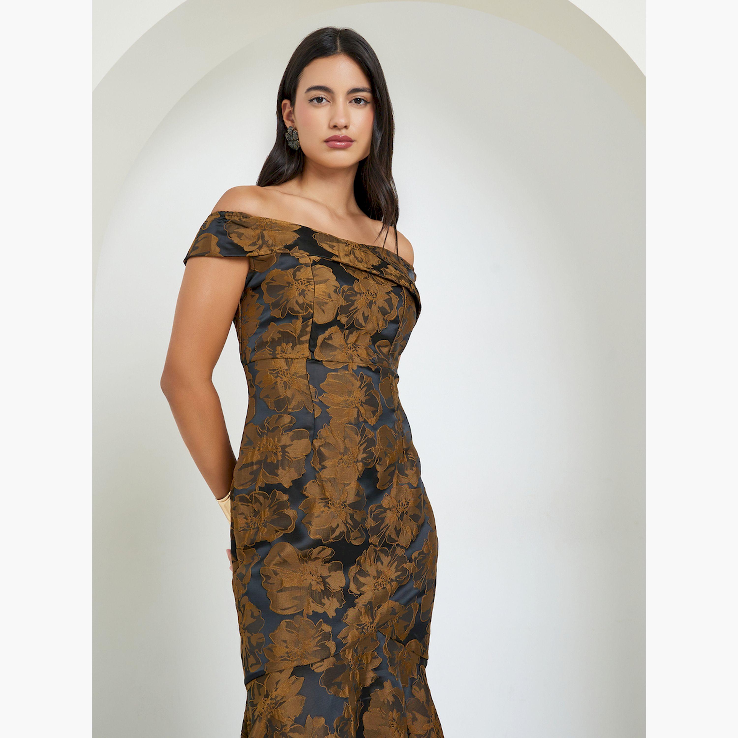 فستان طويل جاكار بأكتاف مكشوفة بحافة حورية البحر-women-clothing-dresses-image-2