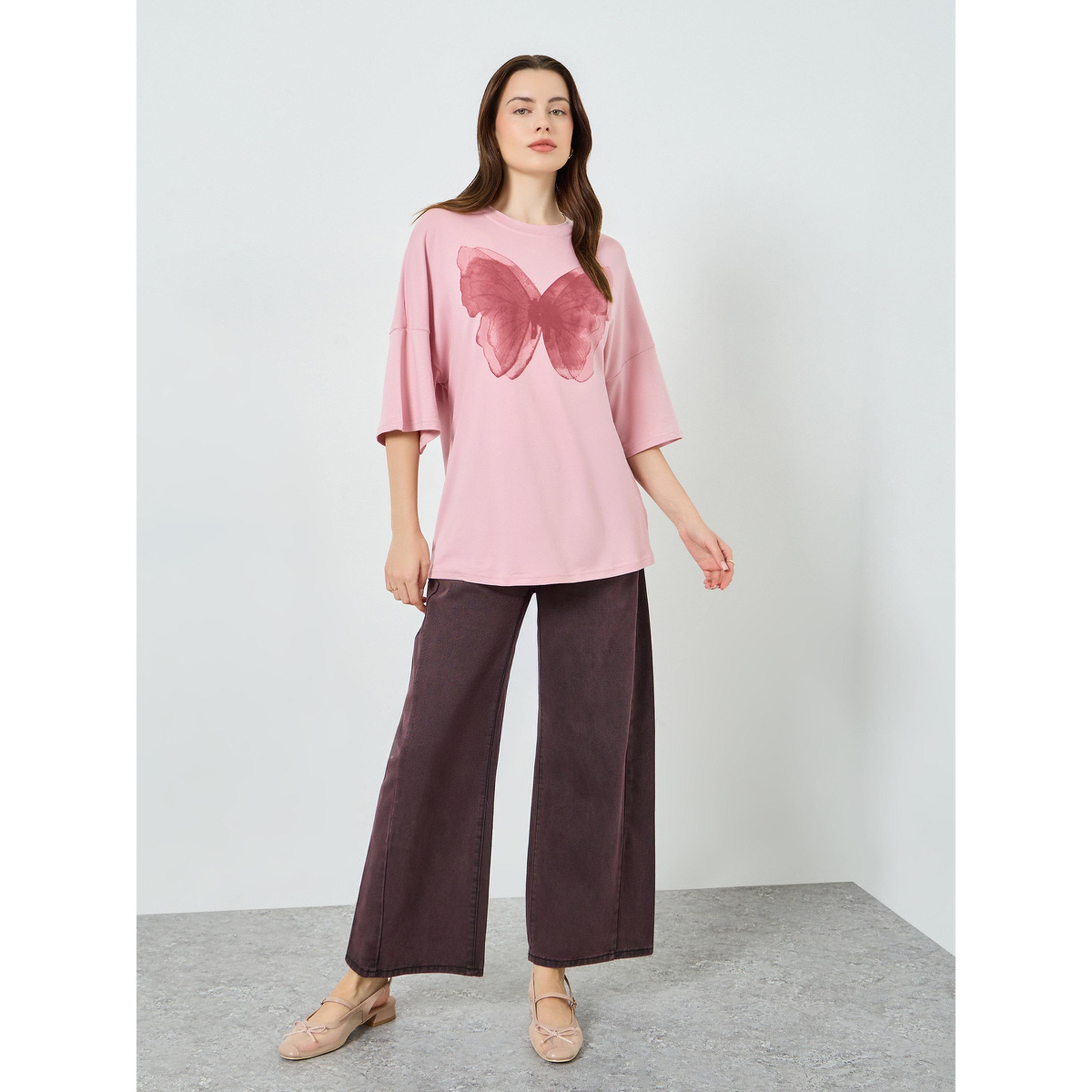 تيشيرت فضفاض بطبعة فراشة جرافيك وردي-women-clothing-tshirts-image-2