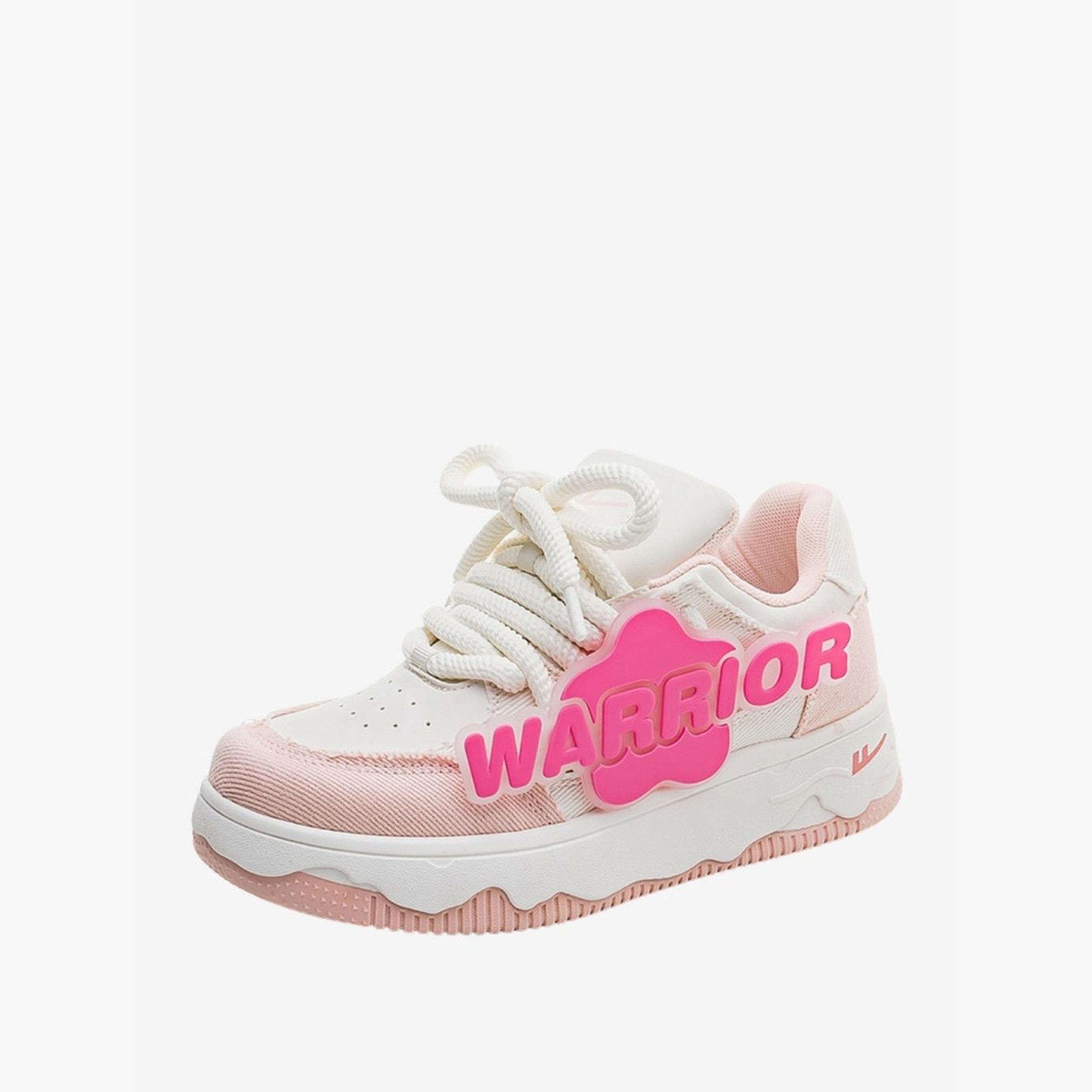 حذاء سنيكرز برباط وتفاصيل أبليكيه-women-shoes-sneakers-image-1