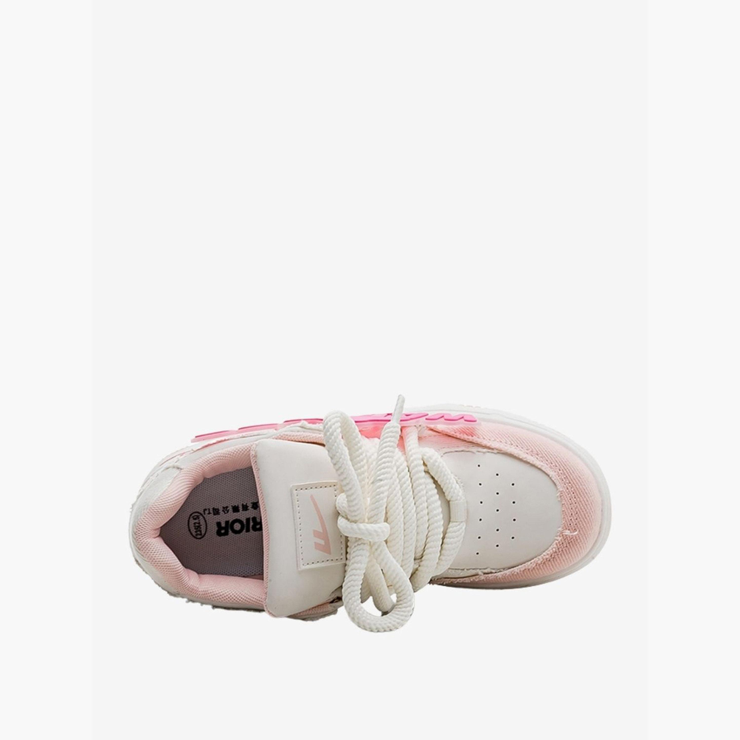 حذاء سنيكرز برباط وتفاصيل أبليكيه-women-shoes-sneakers-image-3