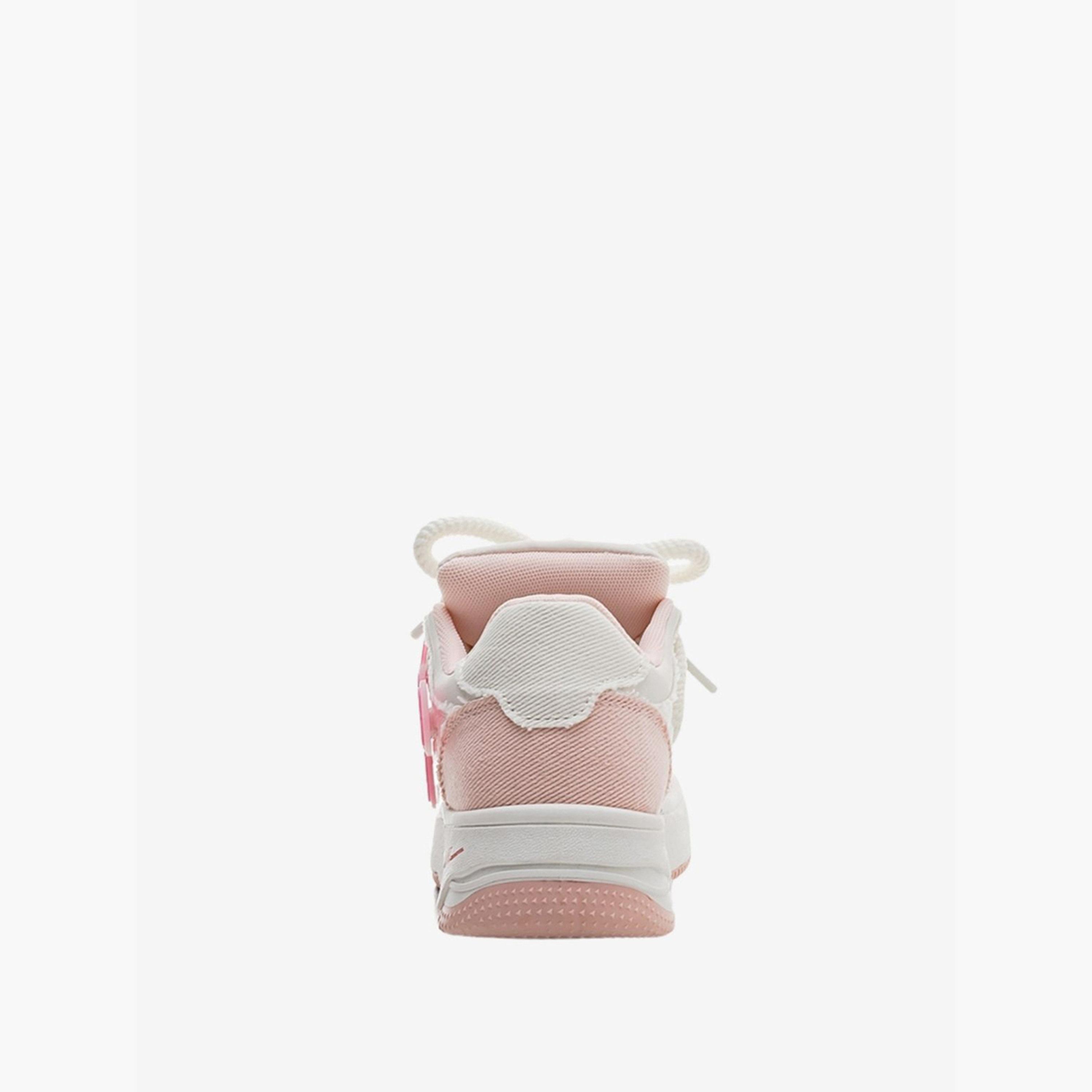 حذاء سنيكرز برباط وتفاصيل أبليكيه-women-shoes-sneakers-image-4