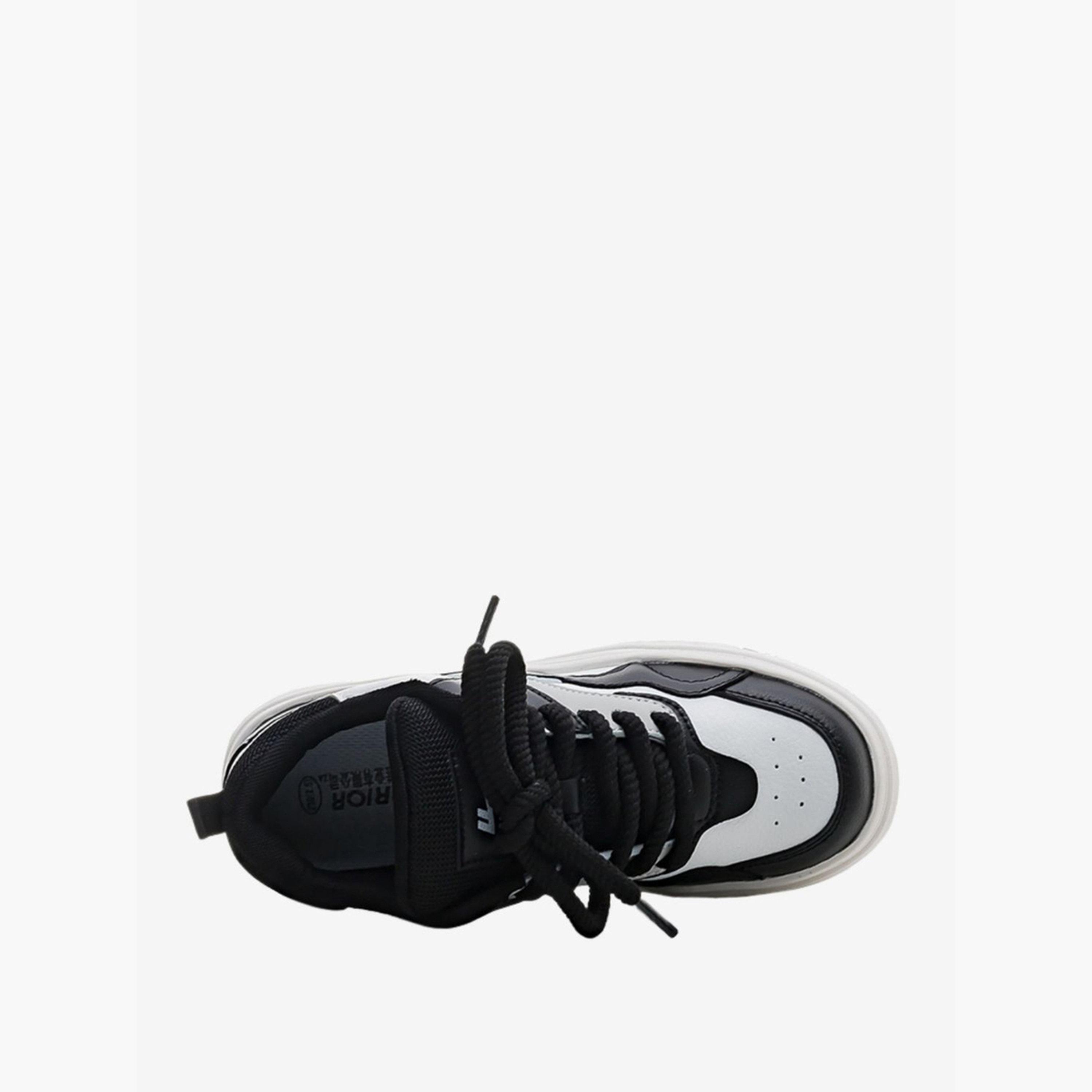 حذاء سنيكرز بأربطة ونمط كتل ألوان-women-shoes-sneakers-image-3