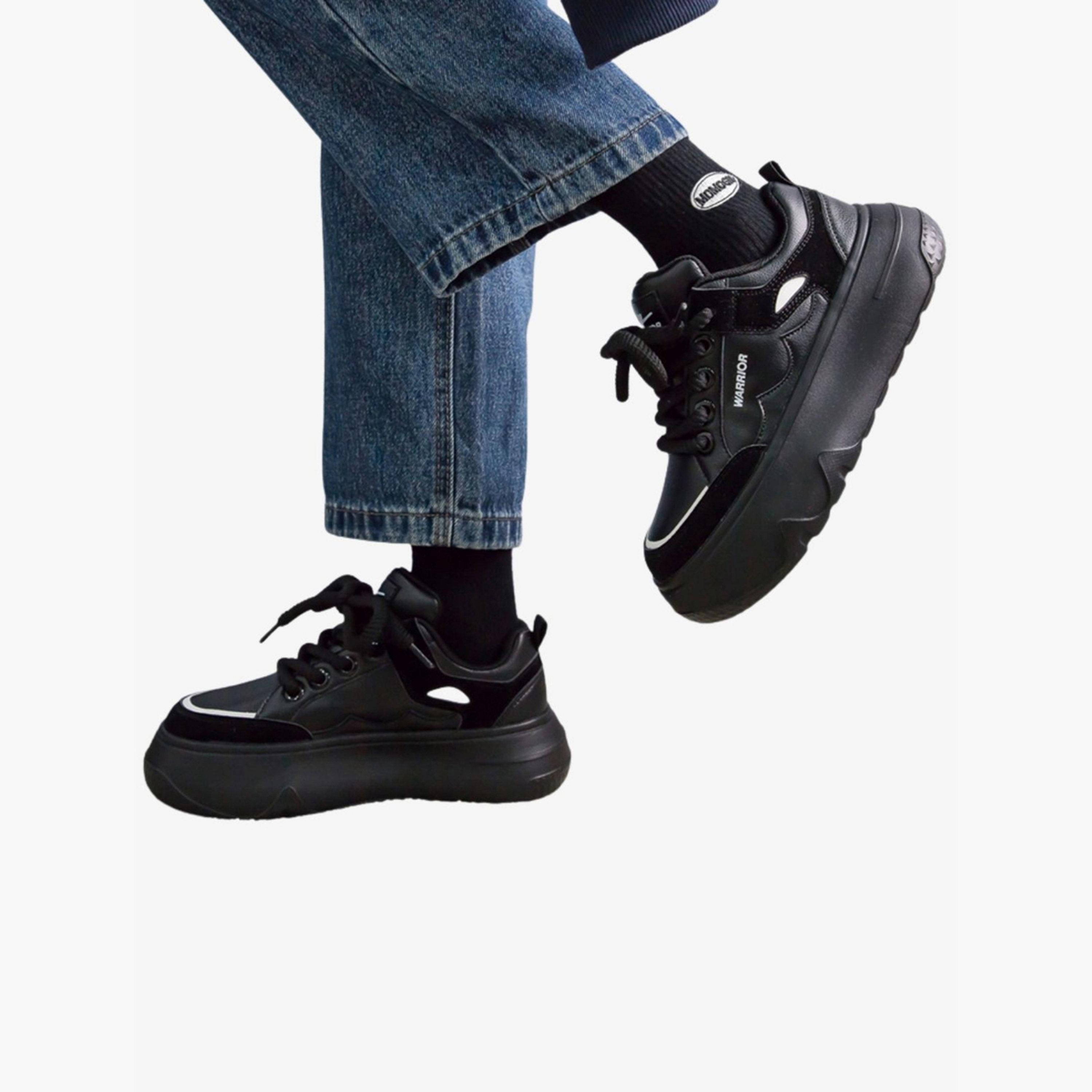 حذاء سنيكرز بنعل سميك وأربطة للنساء-women-shoes-sneakers-image-2