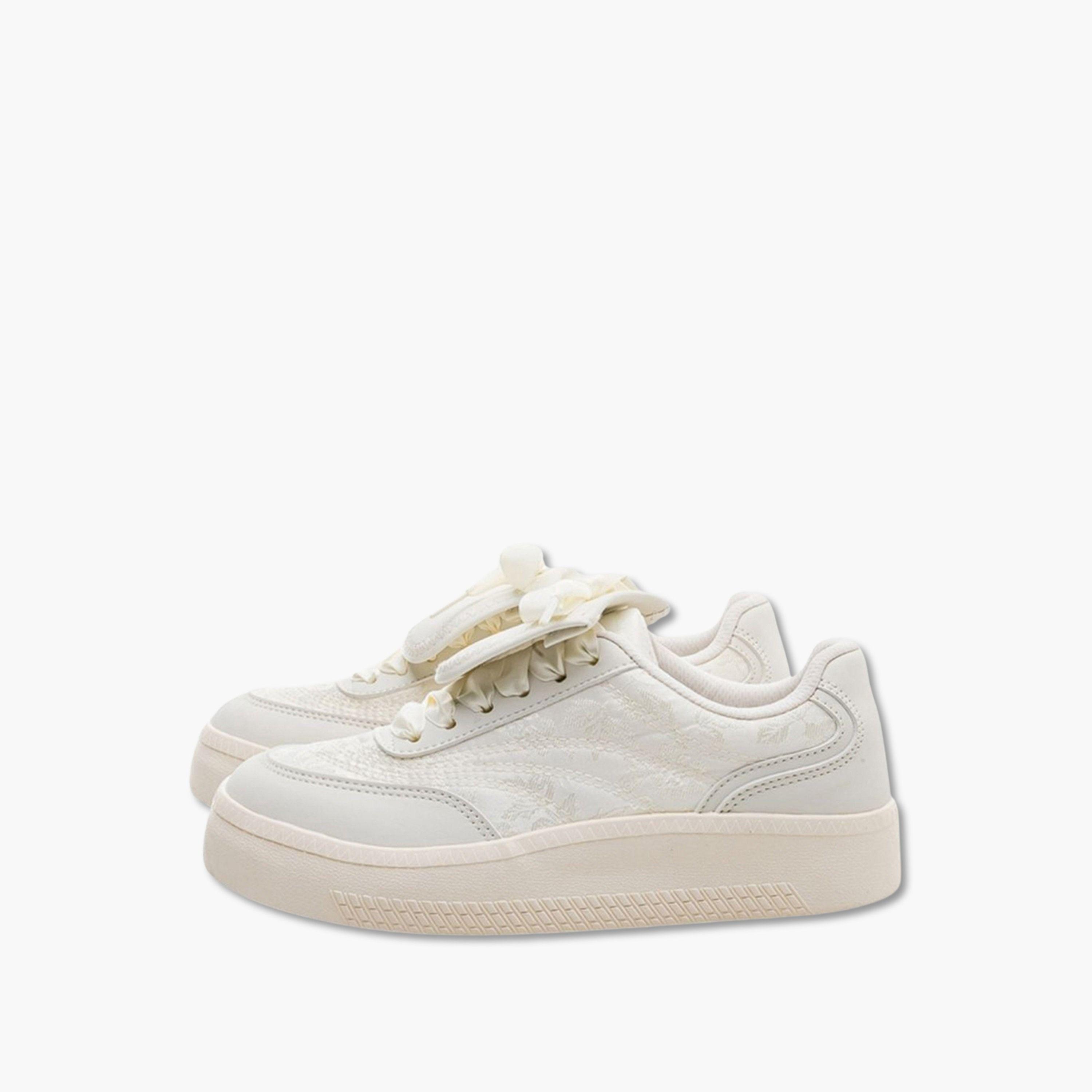 حذاء سنيكرز للاستخدام اليومي بتفاصيل فيونكة للنساء-women-shoes-sneakers-image-1