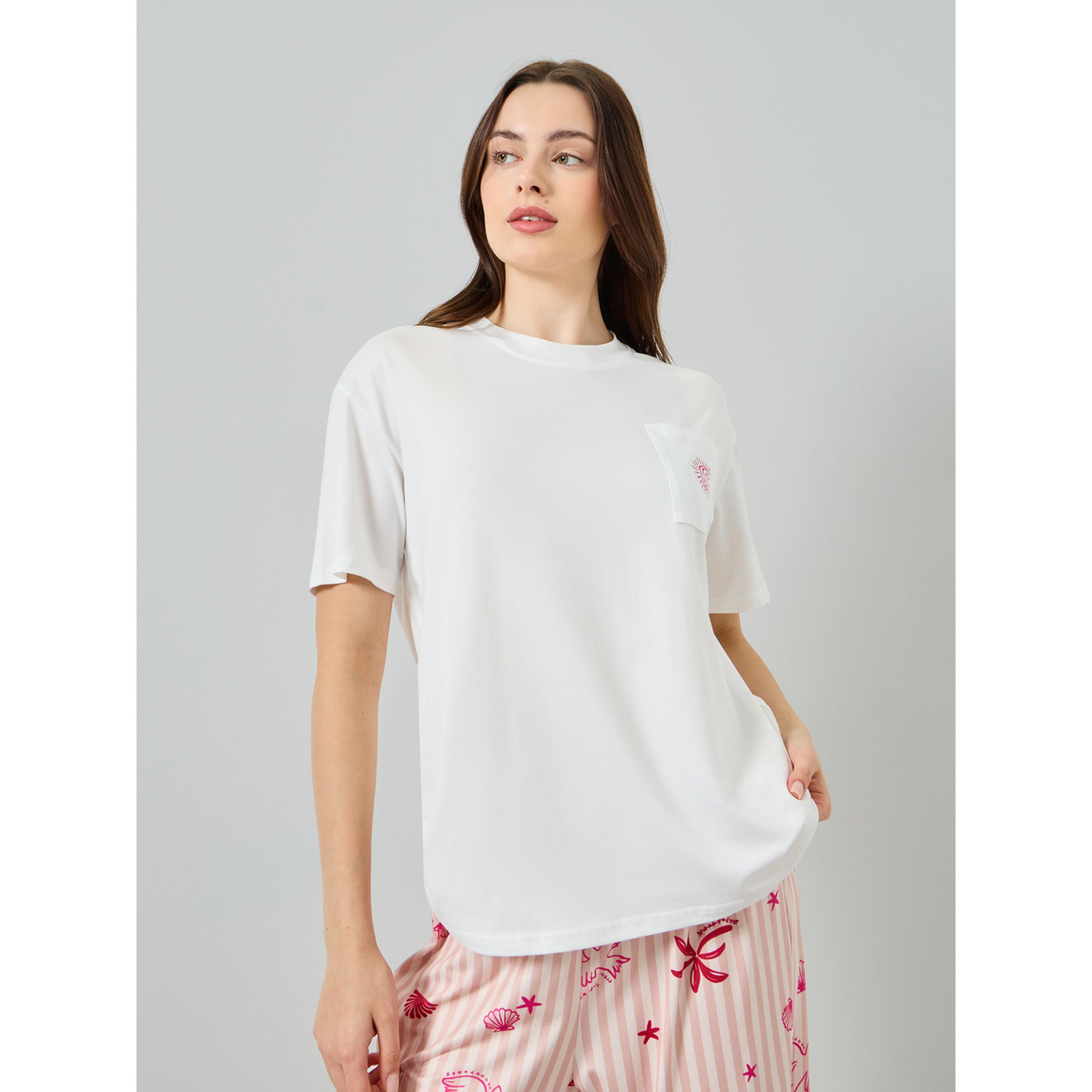 طقم بيجاما من تيشيرت بجيب وبنطال بطبعات-women-clothing-nightwear-pyjamas-longsets-image-2