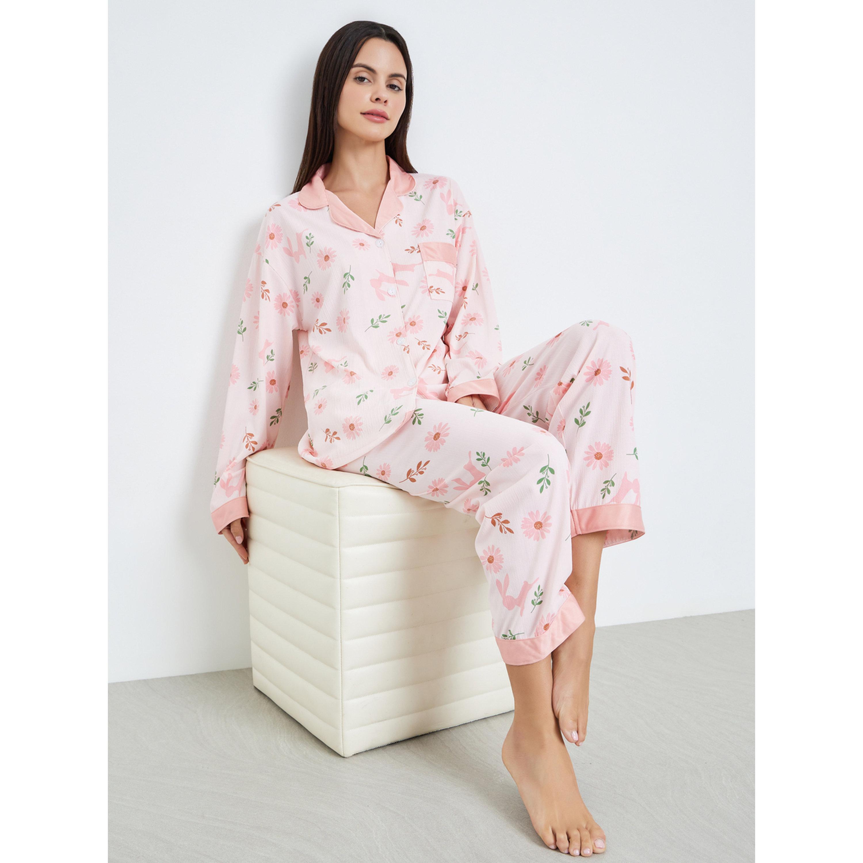 طقم بيجاما من بنطال وبلوزة بطبعة زهور-women-clothing-nightwear-pyjamas-longsets-image-2