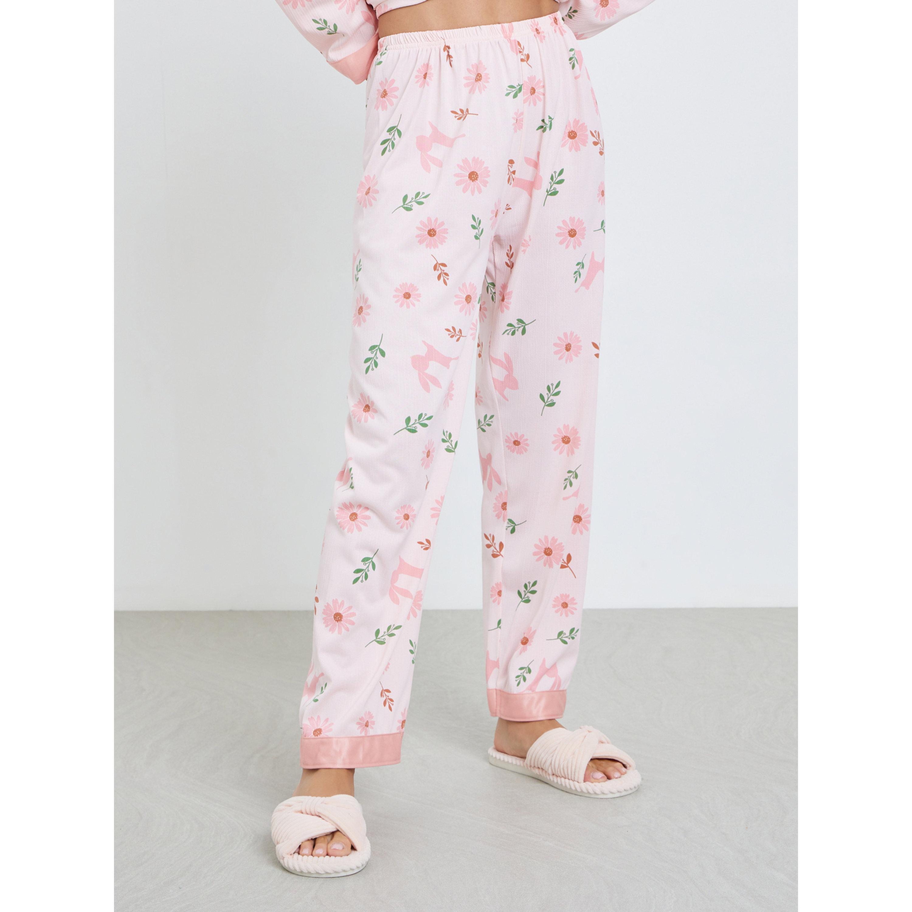 طقم بيجاما من بنطال وبلوزة بطبعة زهور-women-clothing-nightwear-pyjamas-longsets-image-5