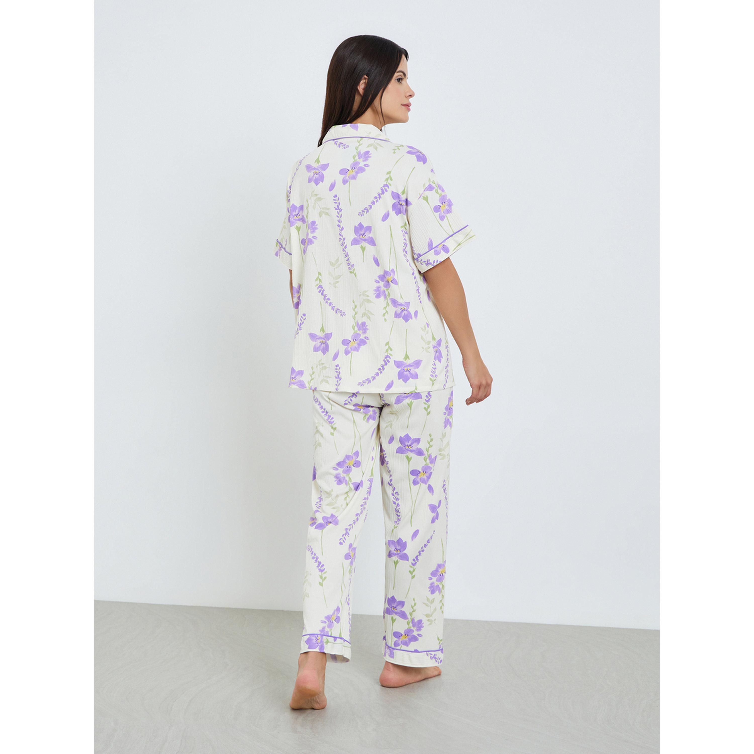 Styli Women Floral Print and Shorts with Pyjama Set-women-clothing-nightwear-pyjamas-longsets-image-5