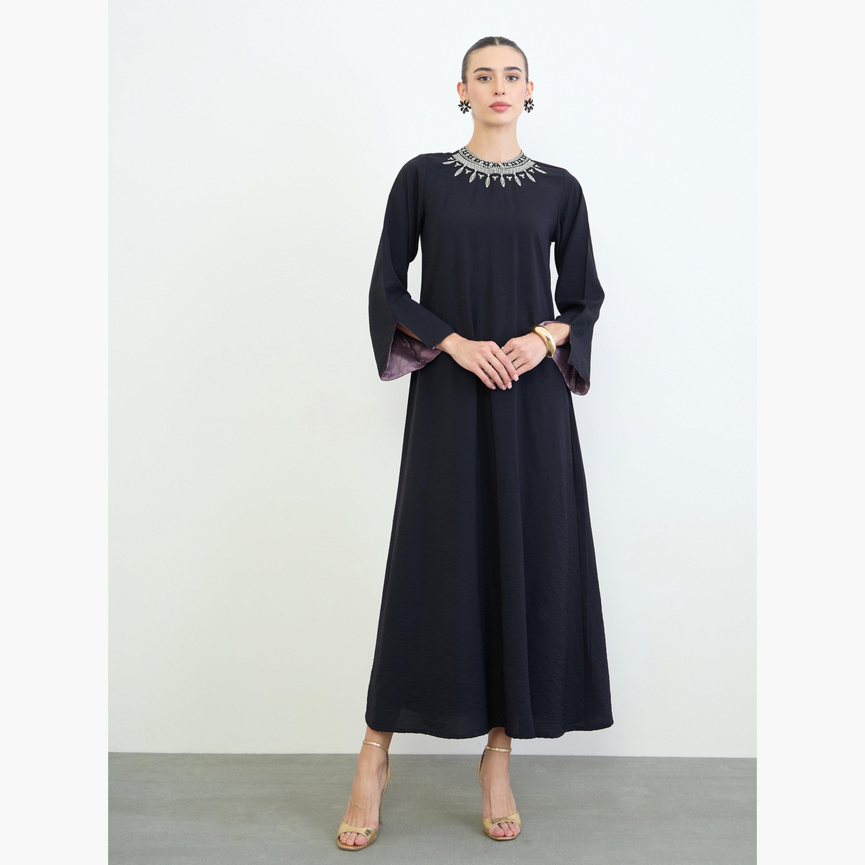 جلابية طويلة بتفاصيل مُطرّزة بالترتر-women-arabicclothing-jalabiyas-image-1