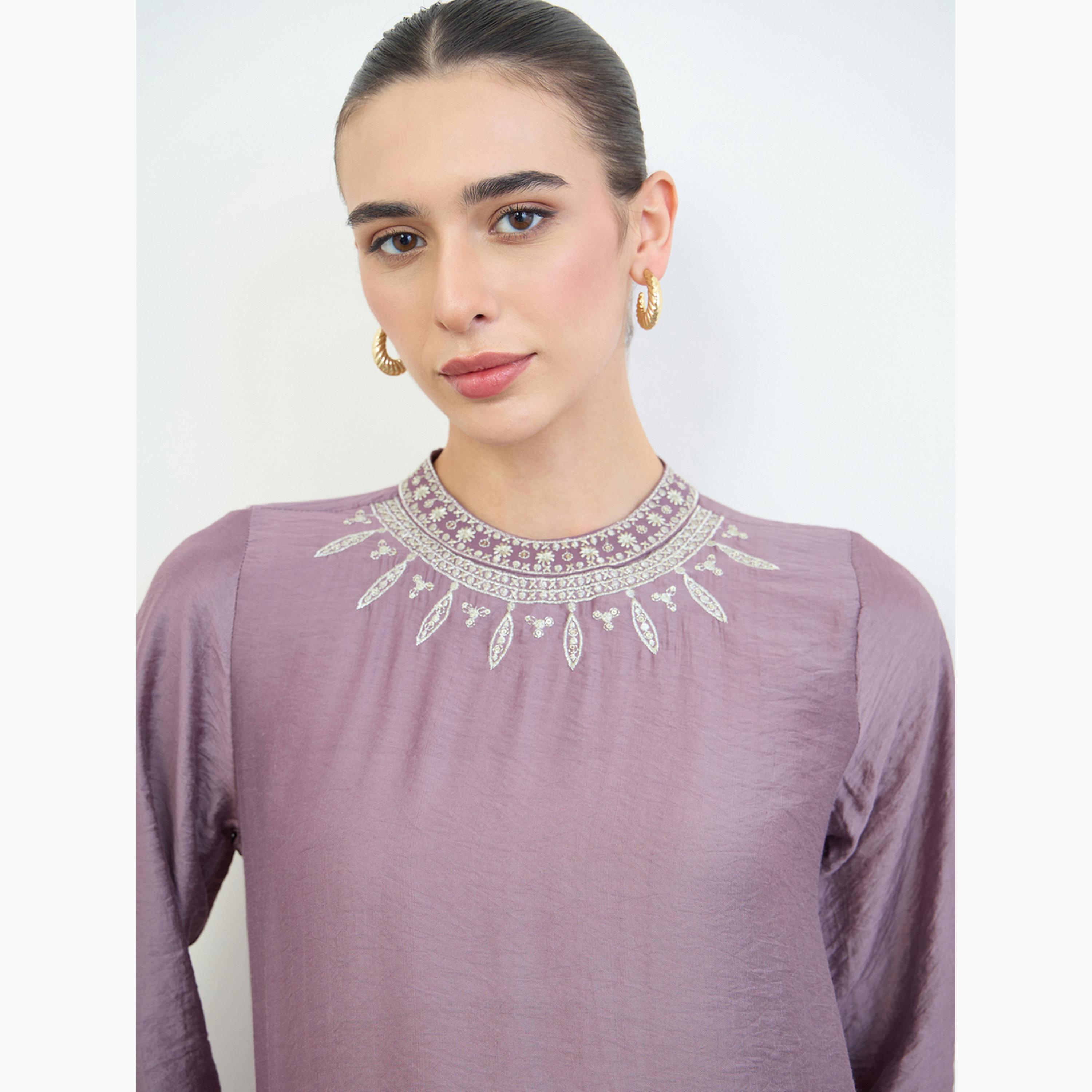 جلابية طويلة بتفاصيل مُطرّزة بالترتر-women-arabicclothing-jalabiyas-image-4