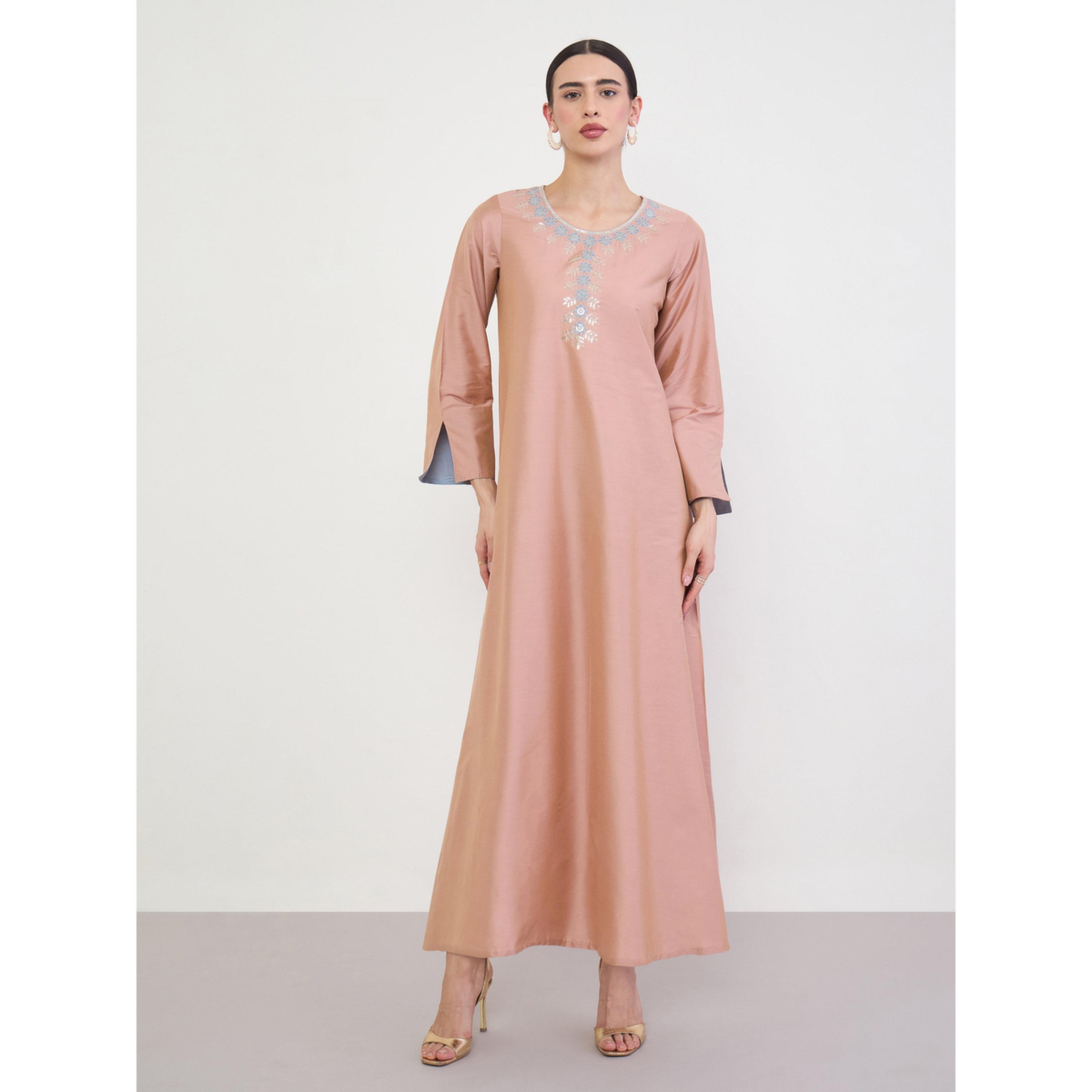 Amirah X Styli Yellow Zari Embroidered Jalabiya with Sequenced Neck-women-arabicclothing-jalabiyas-image-3