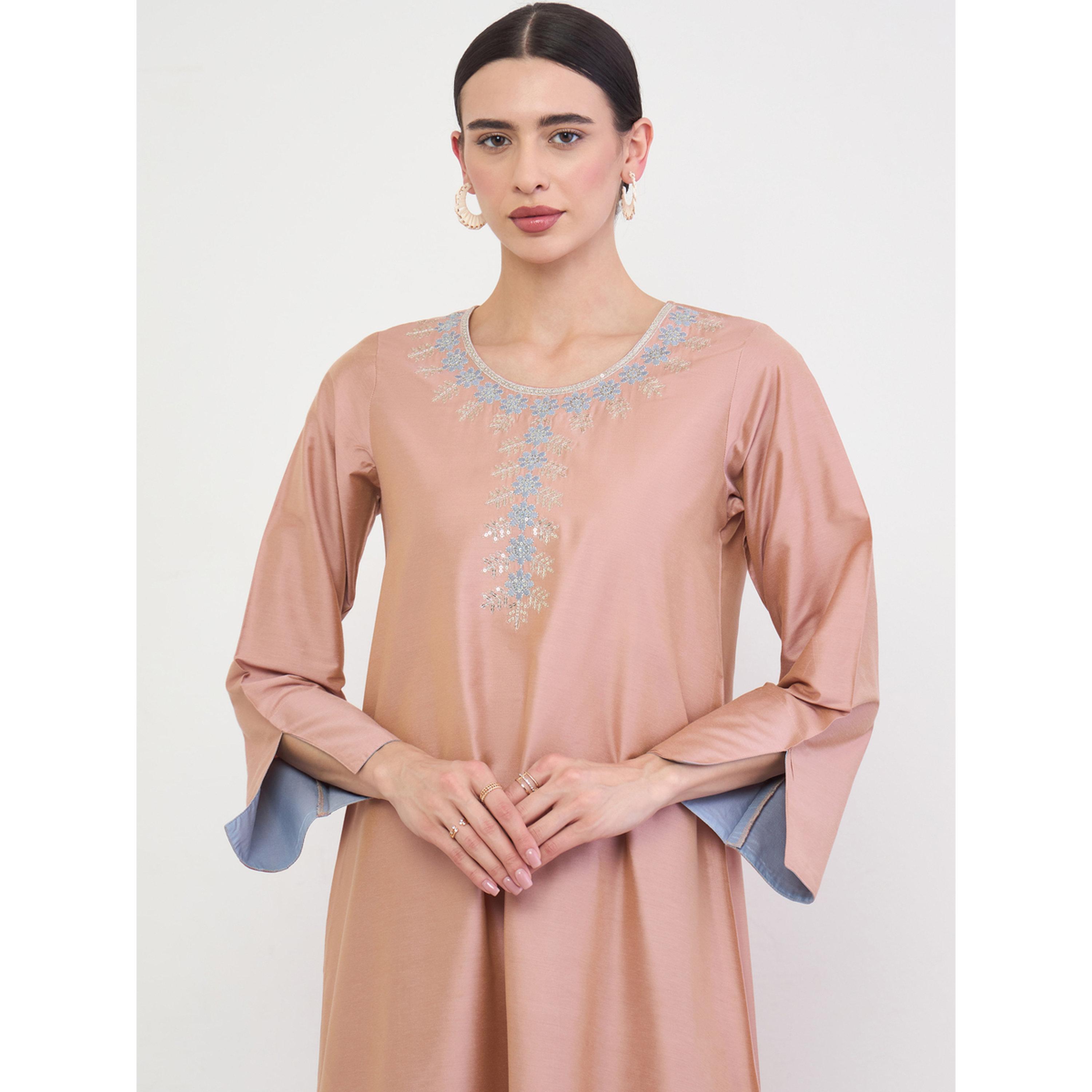 Amirah X Styli Yellow Zari Embroidered Jalabiya with Sequenced Neck-women-arabicclothing-jalabiyas-image-4
