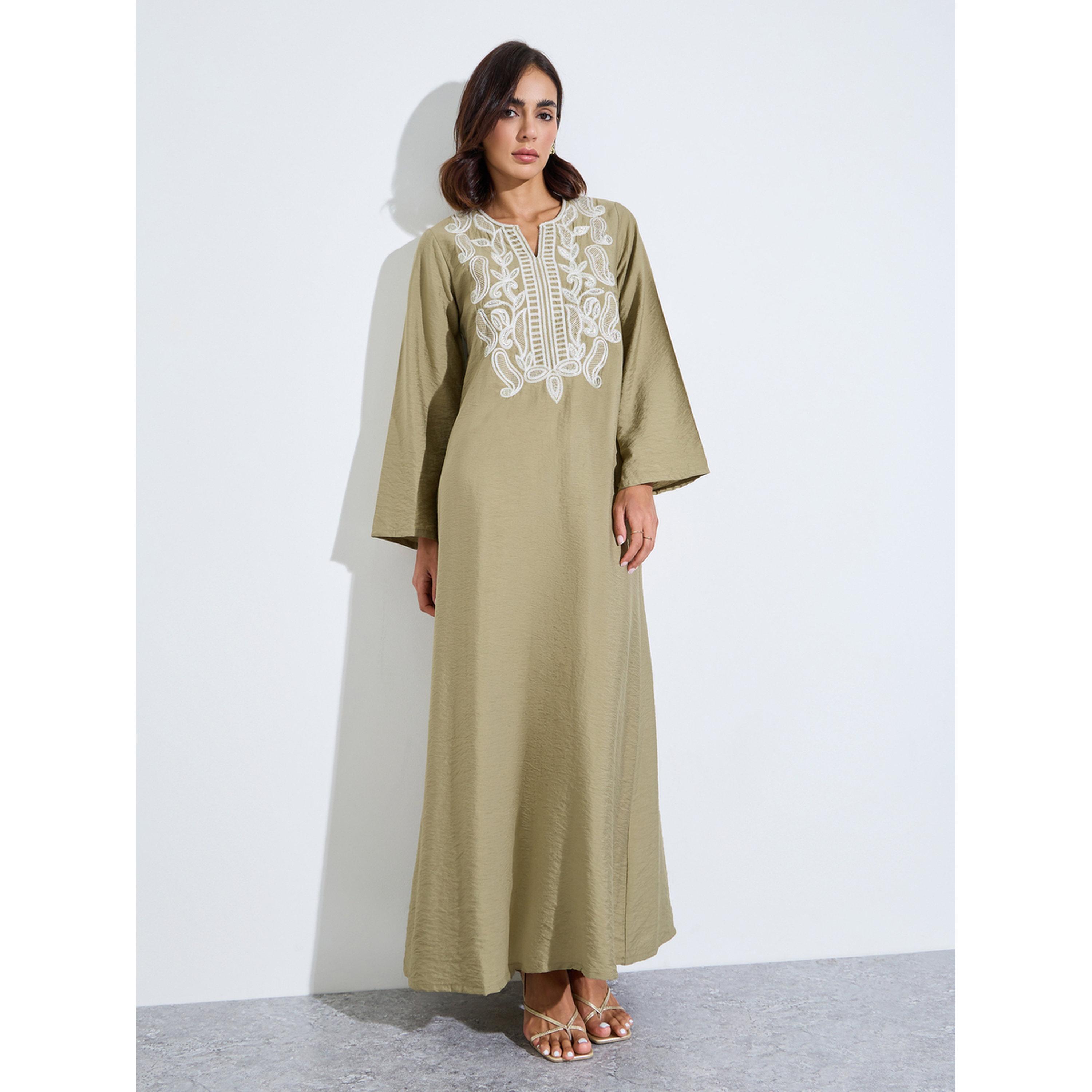 Amirah X Styli Maxi Jalabiya with White Embroidery-women-arabicclothing-jalabiyas-image-3