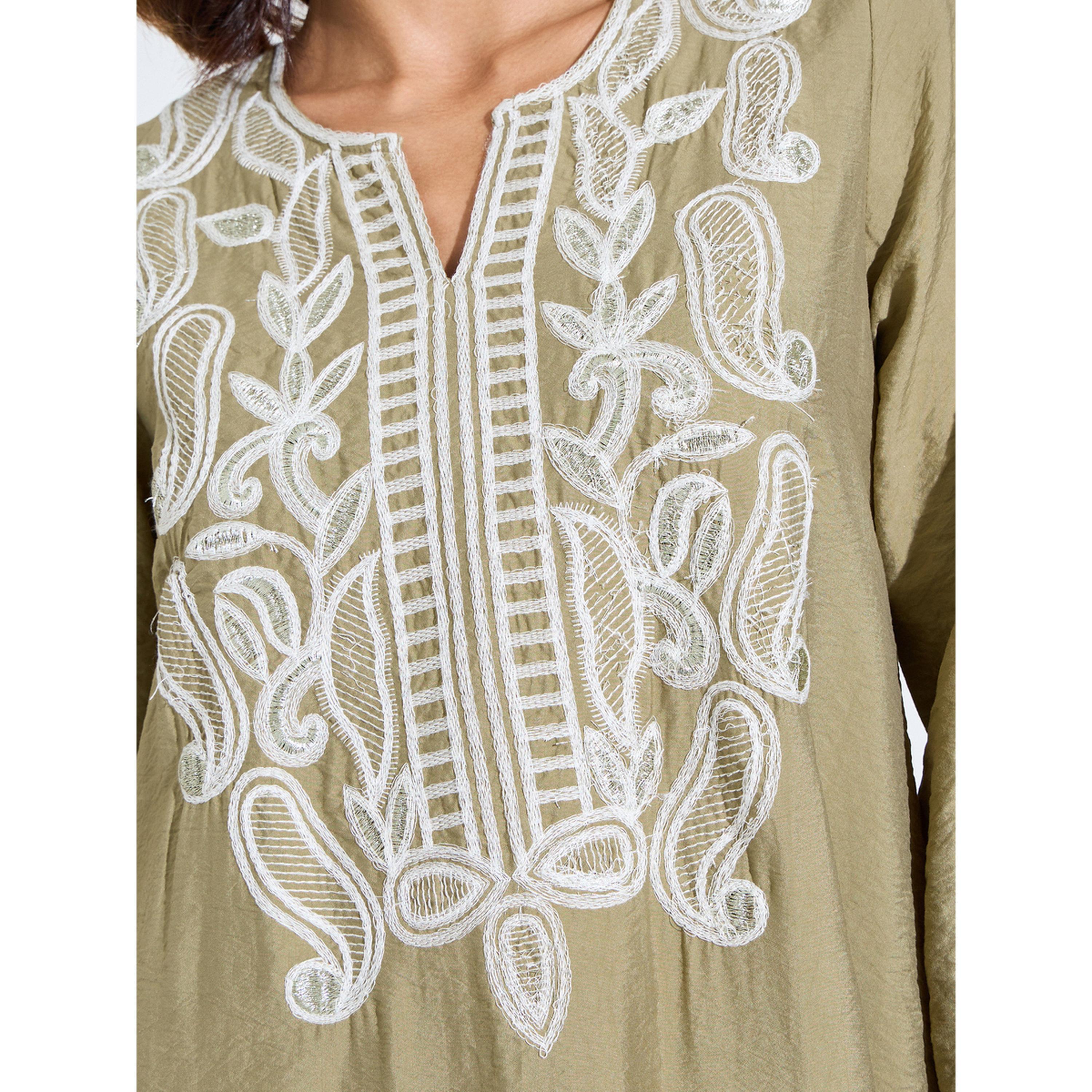 Amirah X Styli Maxi Jalabiya with White Embroidery-women-arabicclothing-jalabiyas-image-5