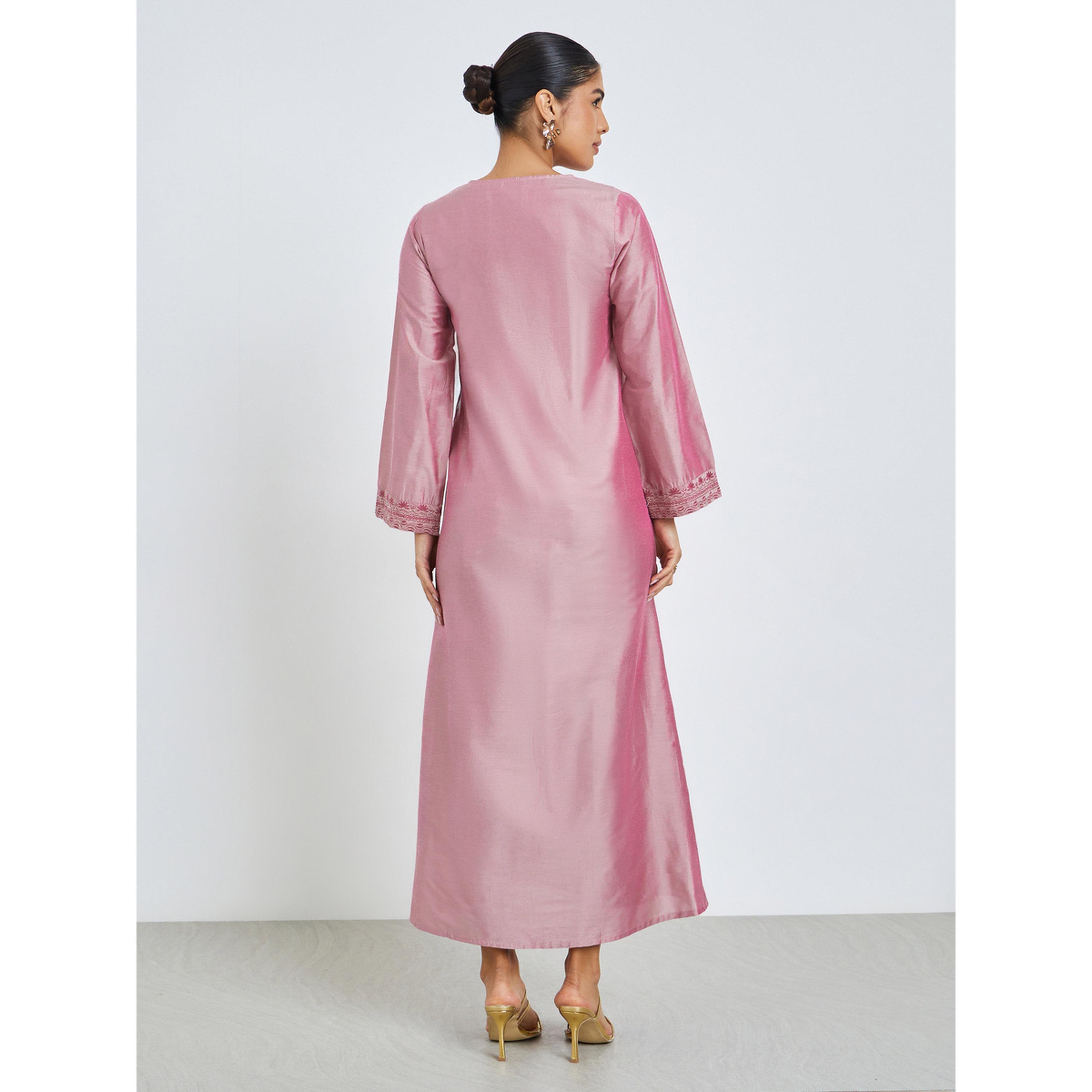 Amirah X Styli Pink Embroidered Yoke Jalabiya-women-arabicclothing-jalabiyas-image-4