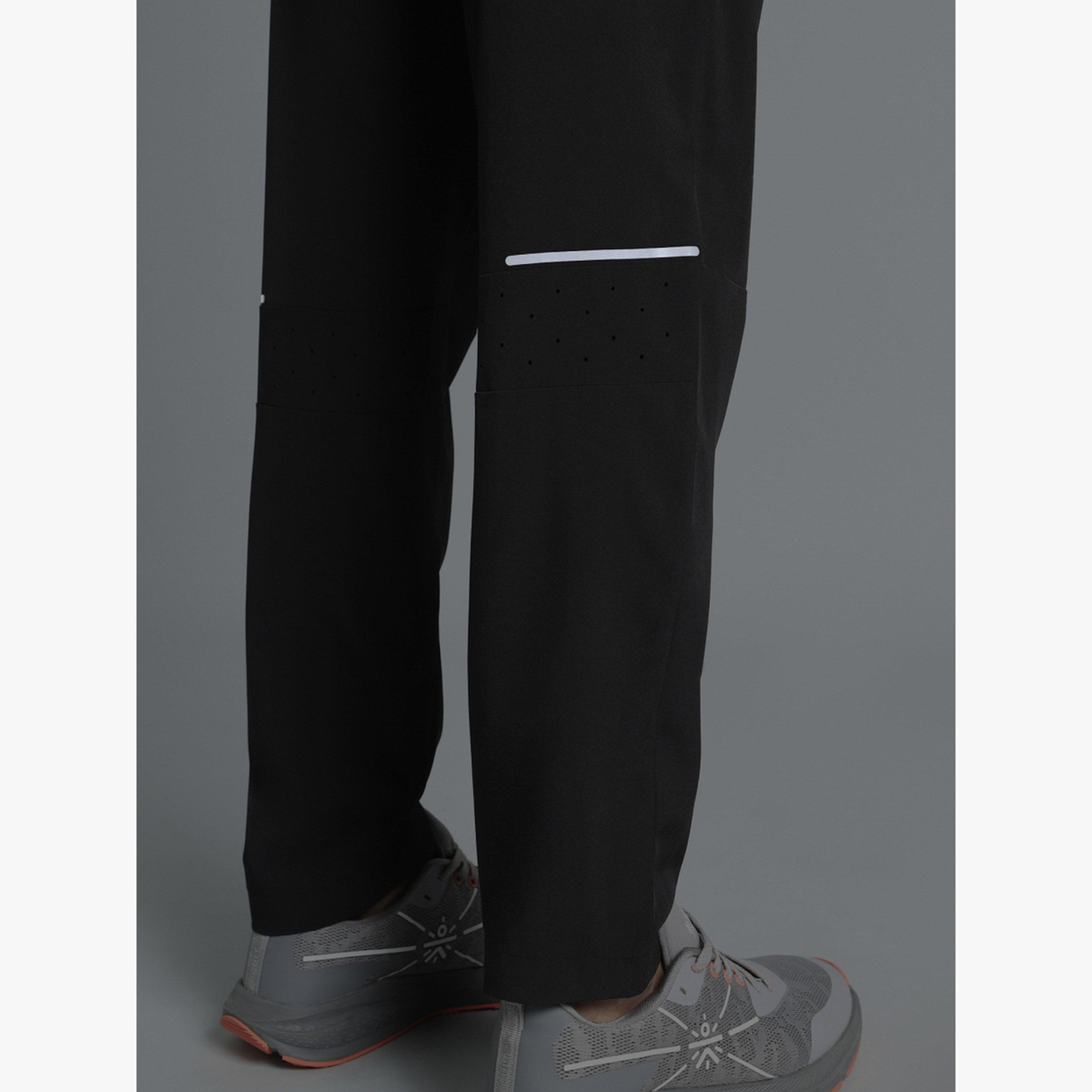 بنطال تراك بريميوم للرجال-men-clothing-sportswearandactivewear-bottoms-joggers-image-4