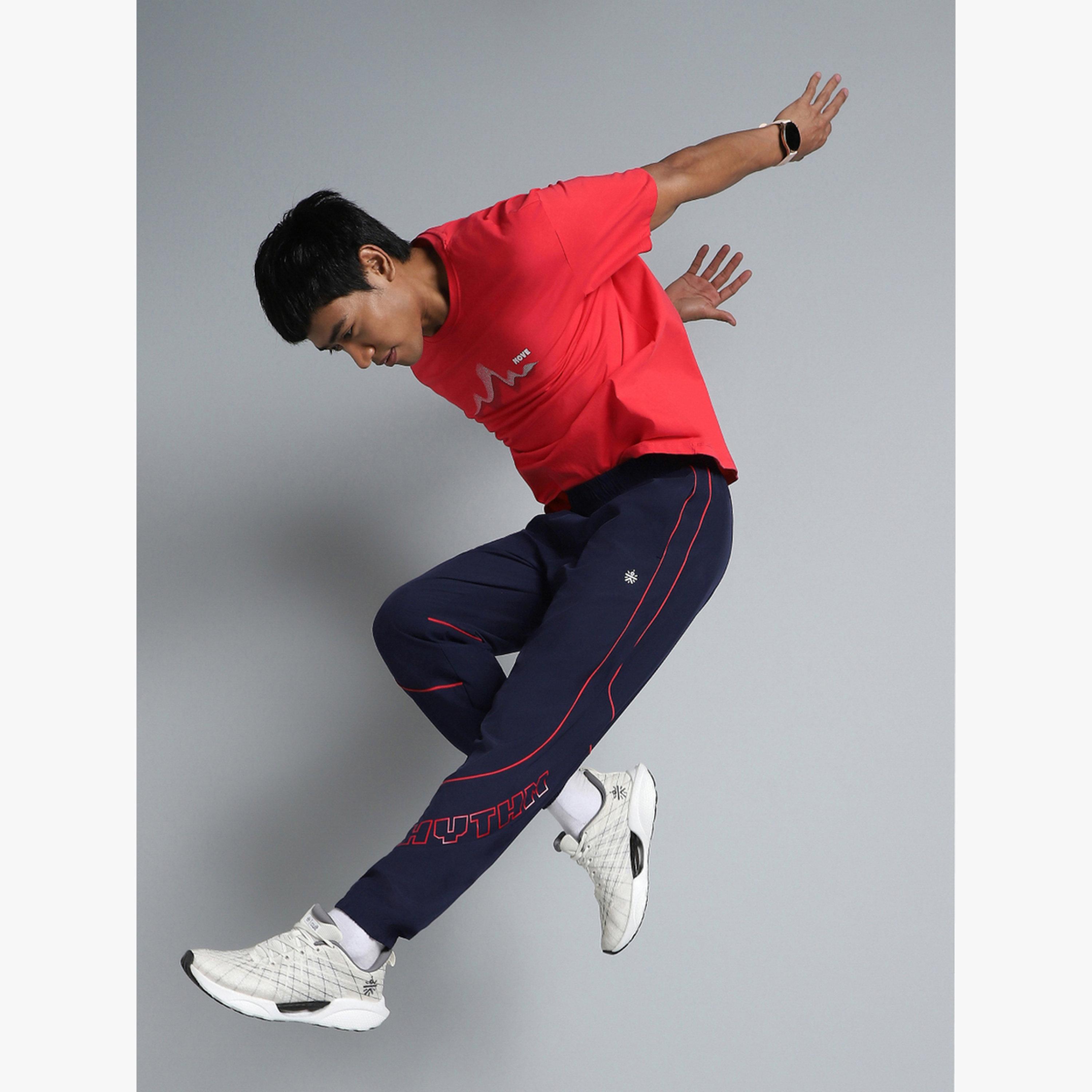 جوغر بطبعة إيقاعية للرجال-men-clothing-sportswearandactivewear-bottoms-joggers-image-3