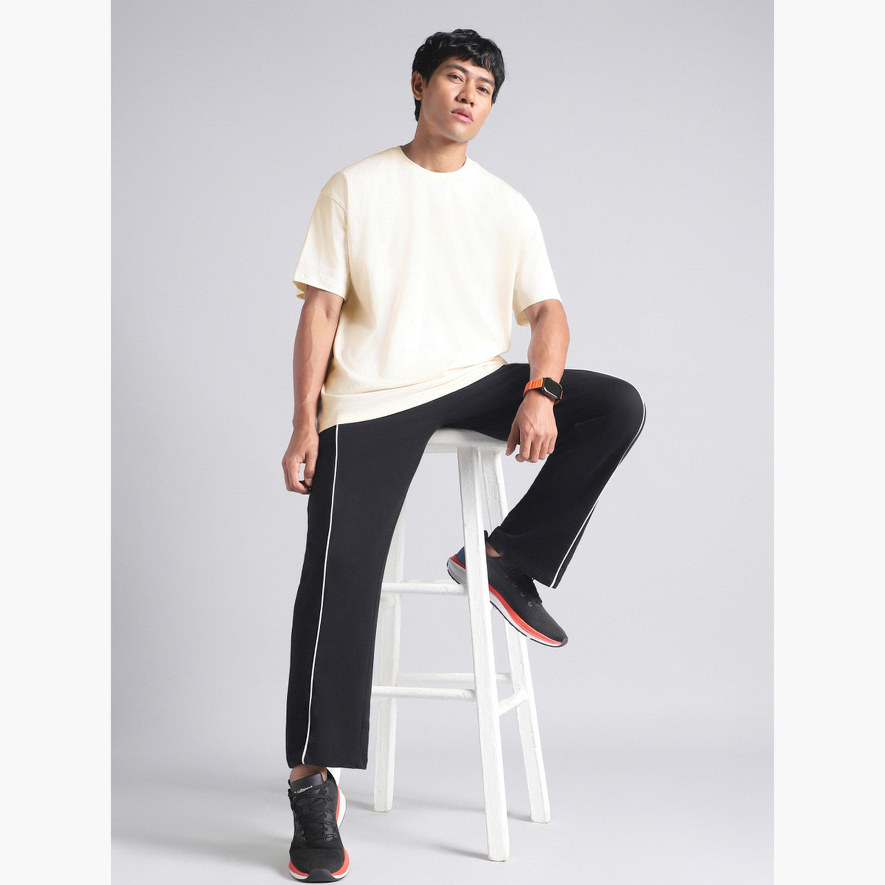 Cult X Styli Men's Off White Oversized Graphic T-shirt-men-clothing-sportswearandactivewear-tshirtsandpolos-image-2