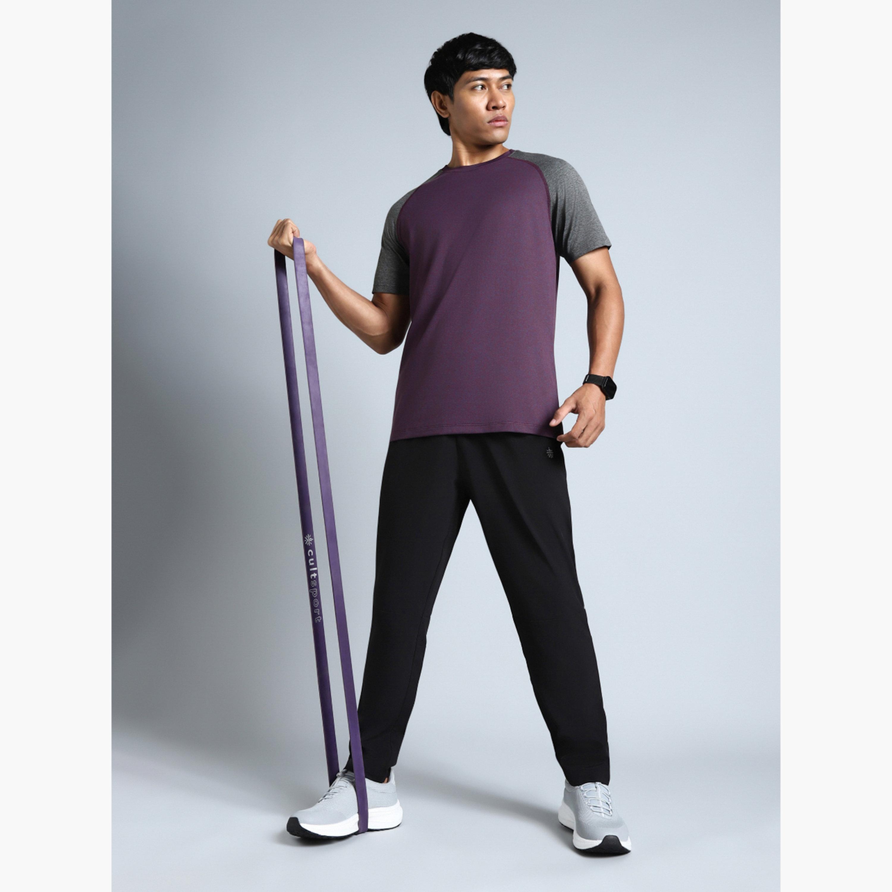 تيشرت كومفورتيك بتصميم كتل ألوان-men-clothing-sportswearandactivewear-tshirtsandpolos-image-4