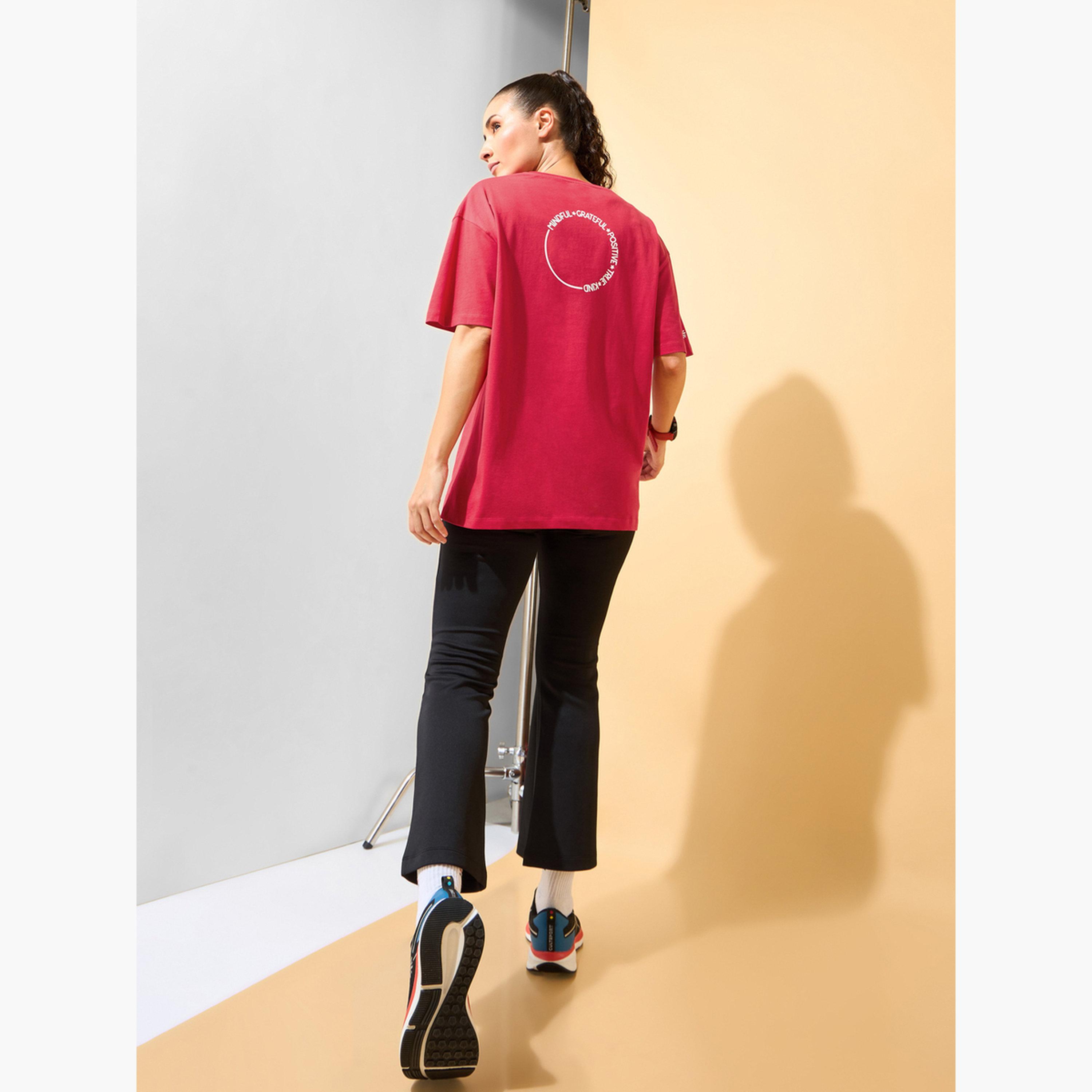 تيشرت قصة واسعة بطبعة دائرة إيجابية-sports-women-clothing-tshirtsandvests-image-2