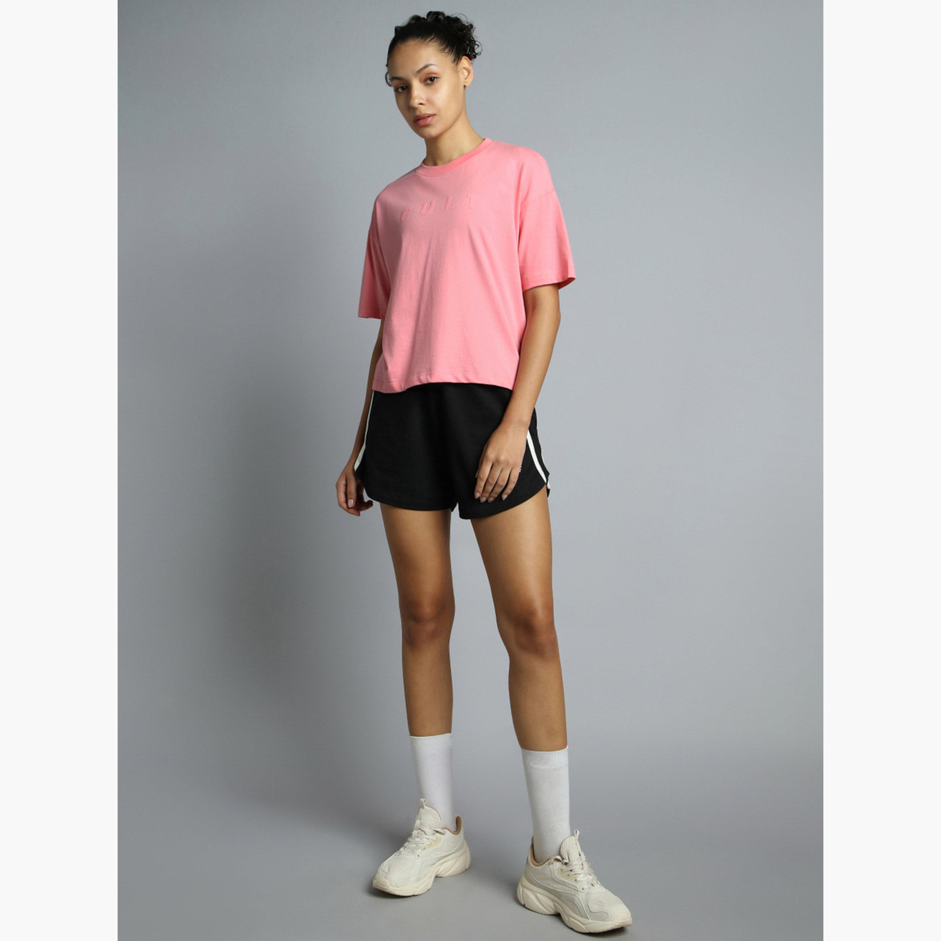 تيشيرت نسائي غرافيك بعلامة تجارية بدرجات اللون الوردي من Cult X Styli-sports-women-clothing-tshirtsandvests-image-2