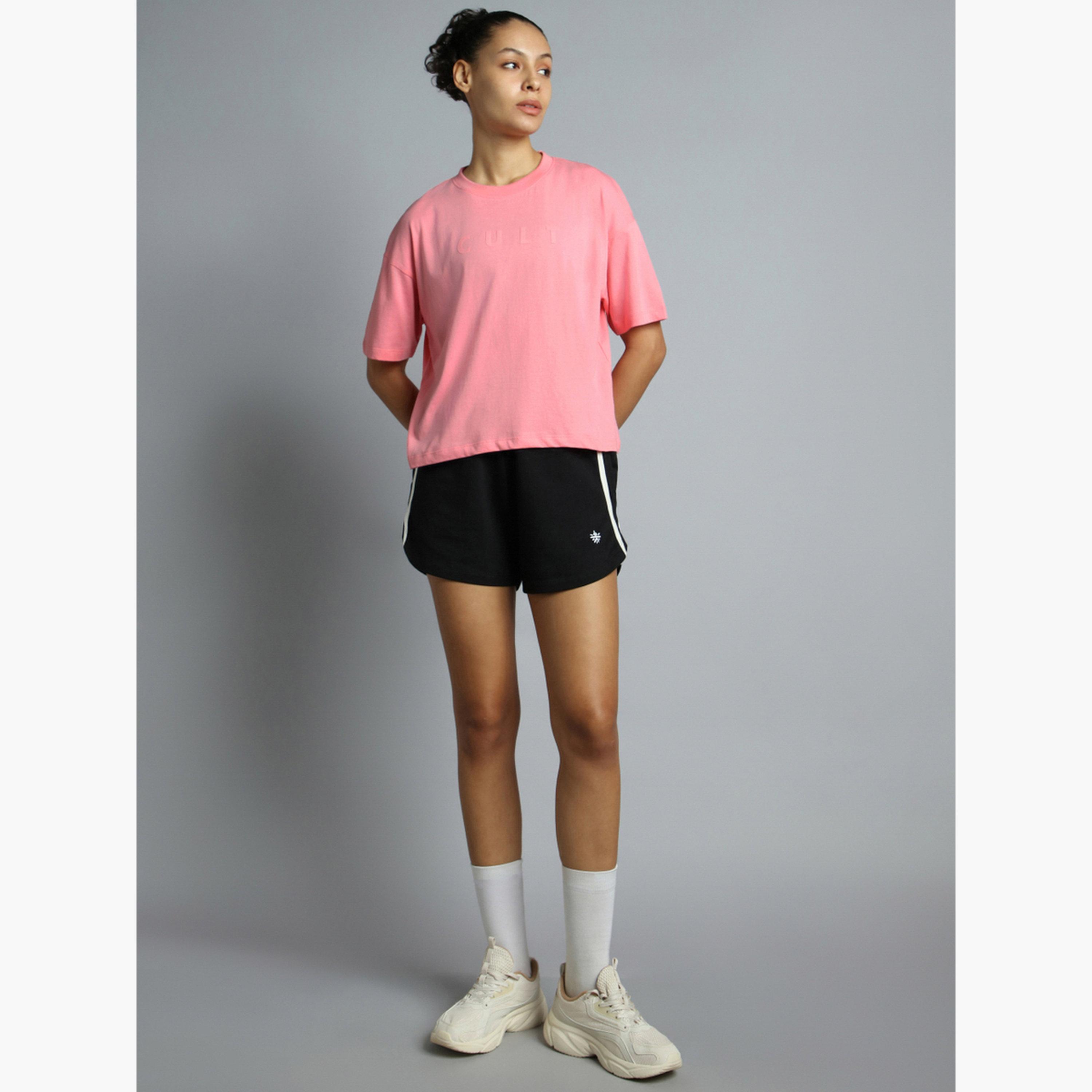 تيشيرت نسائي غرافيك بعلامة تجارية بدرجات اللون الوردي من Cult X Styli-sports-women-clothing-tshirtsandvests-image-3