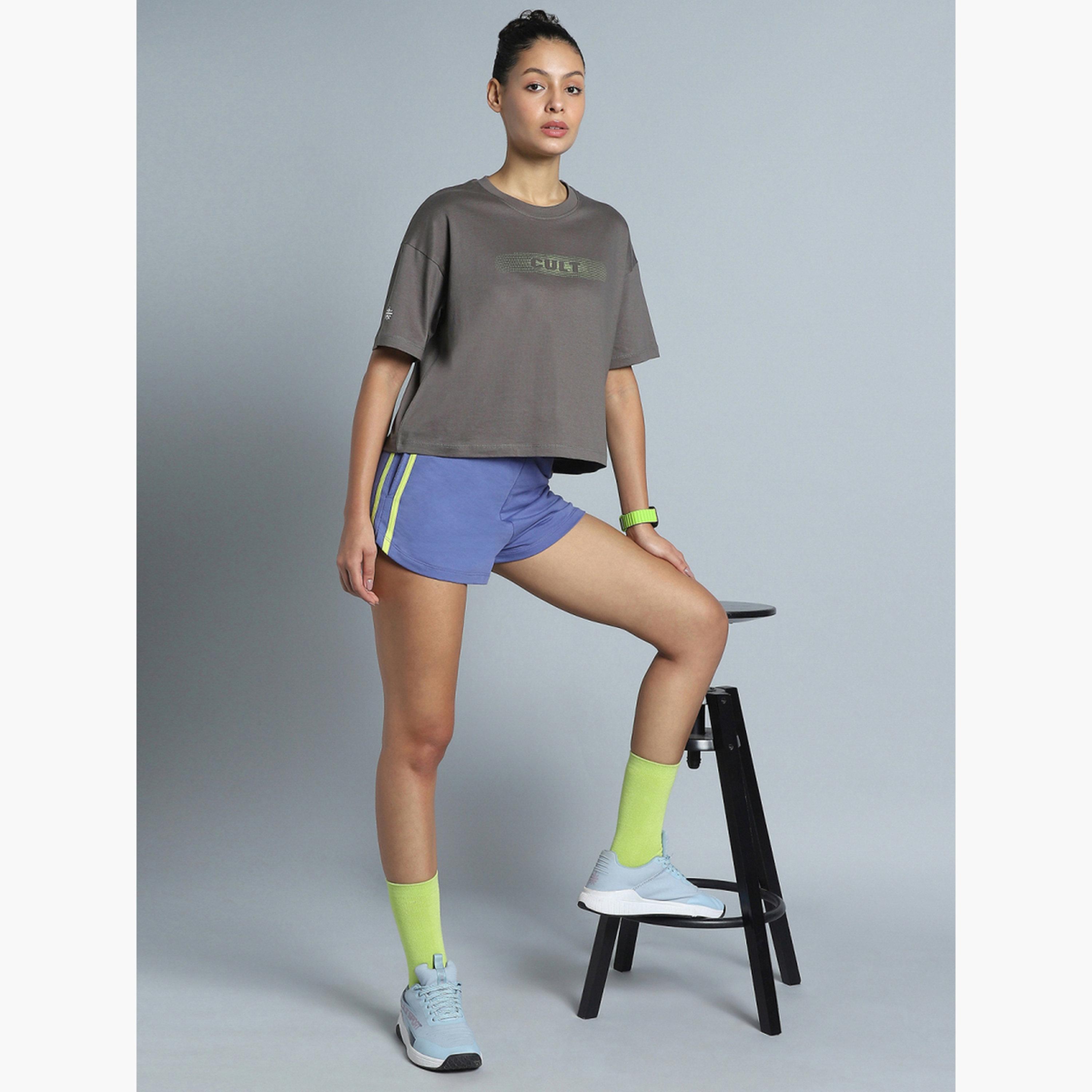 تيشرت قصير بطبعة العلامة التجارية-sports-women-clothing-tshirtsandvests-image-3