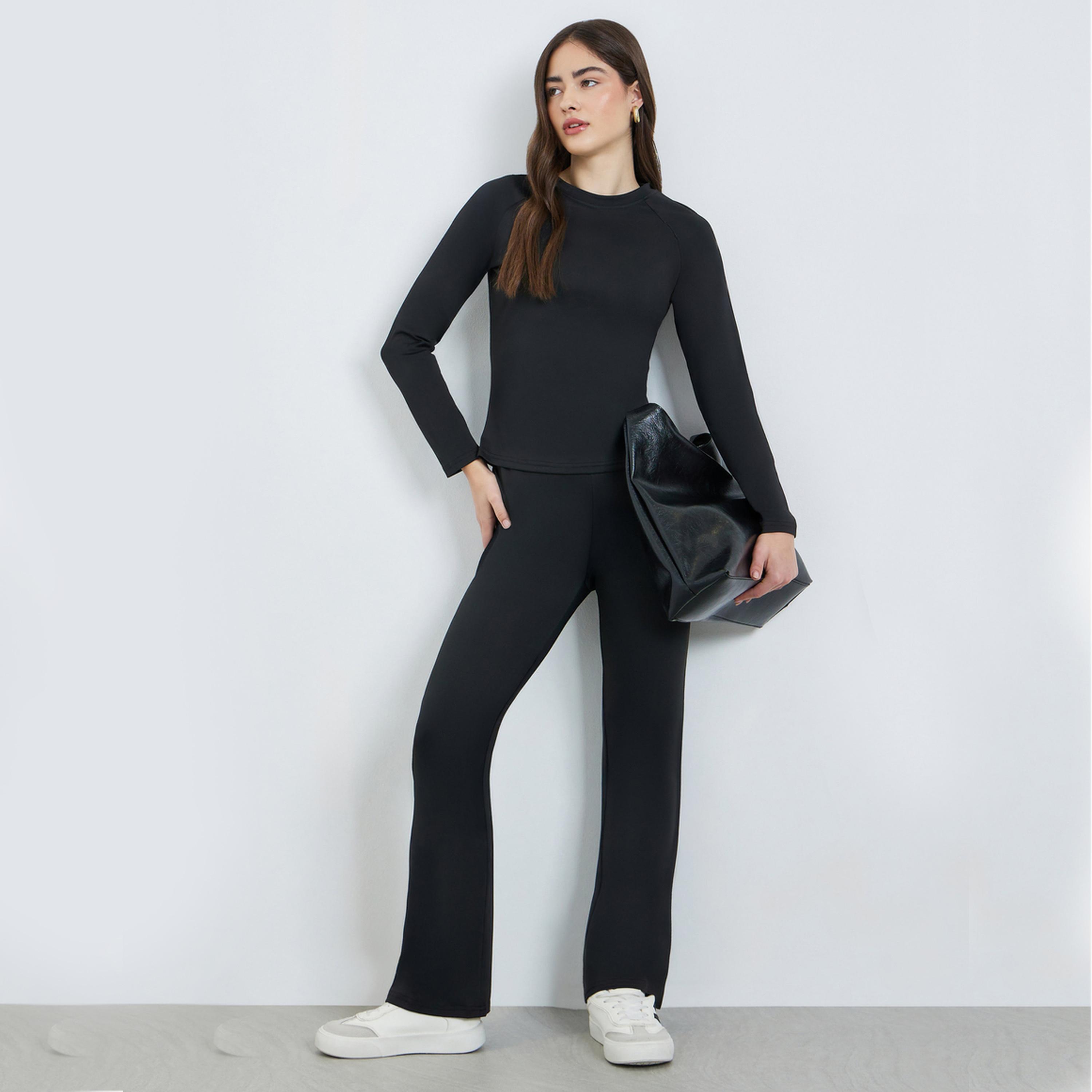 Styli Black Solid Fitted T-Shirt and Leggings Co-Ords-women-clothing-coordsets-image-1
