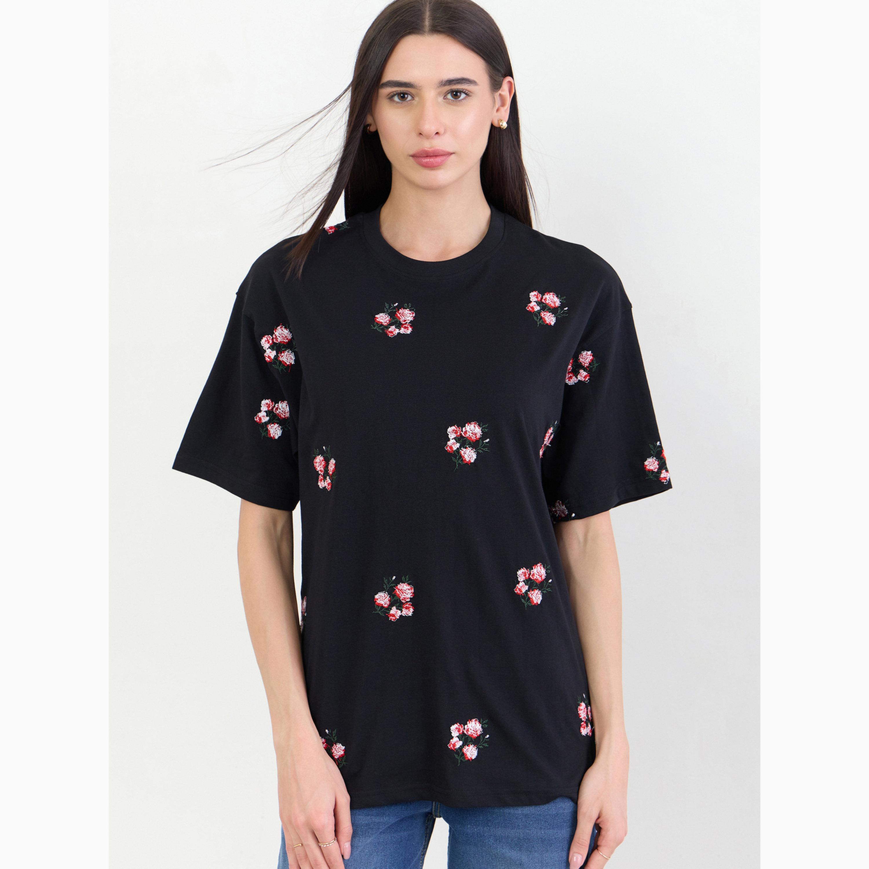 Styli Black Oversized Dark Bunch Floral 100% Cotton T- Shirt-women-clothing-tshirts-image-3