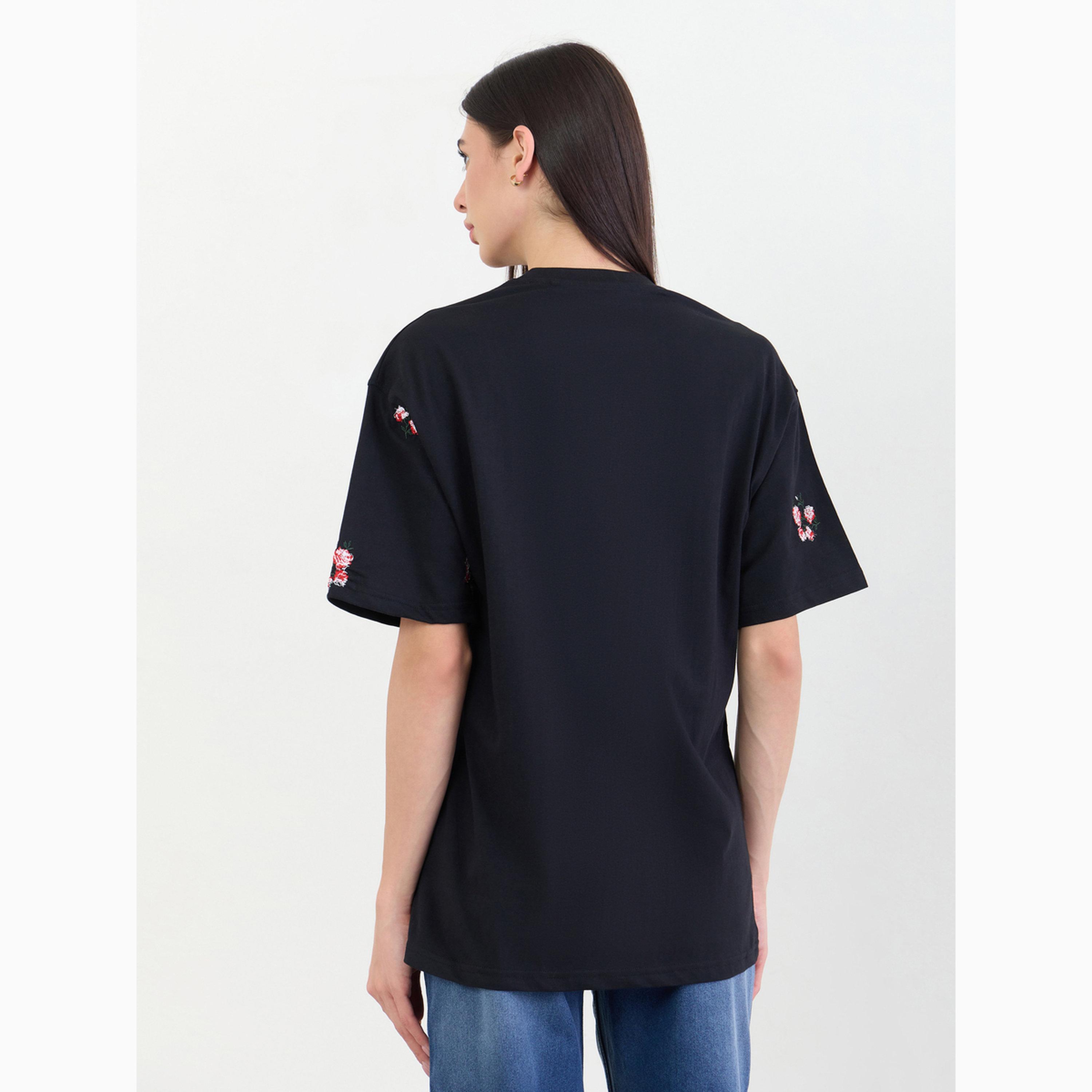 Styli Black Oversized Dark Bunch Floral 100% Cotton T- Shirt-women-clothing-tshirts-image-7