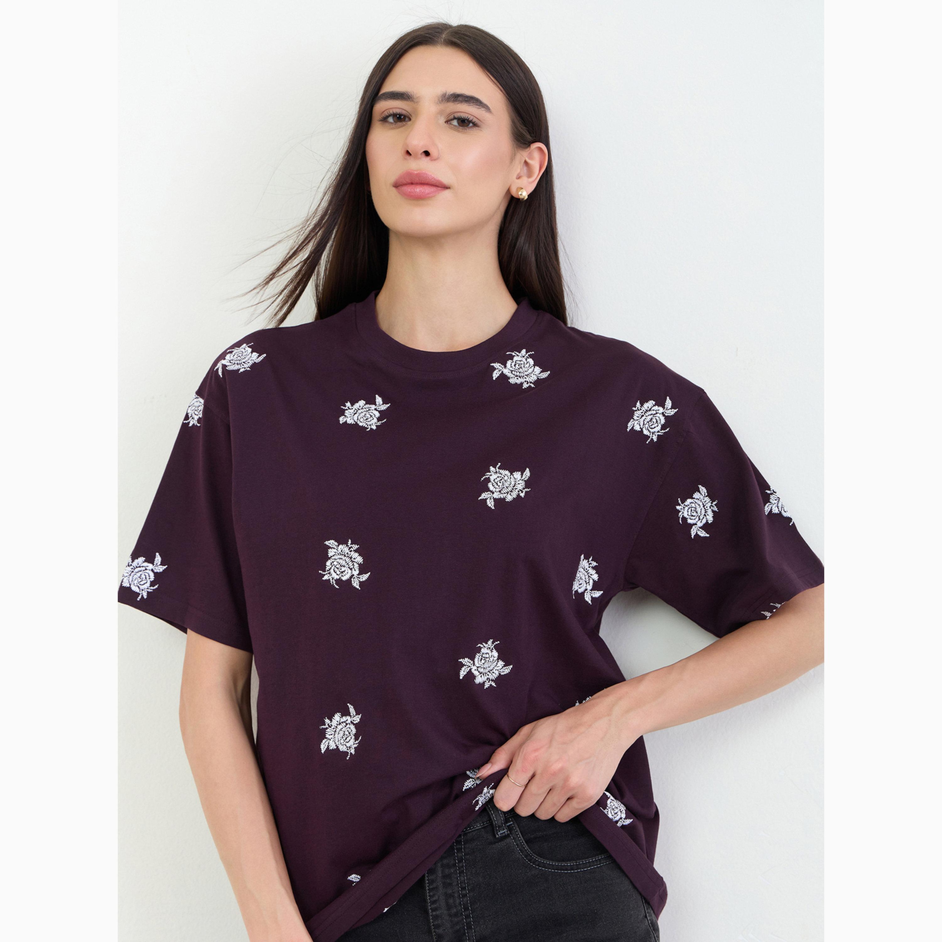 تيشيرت بنفسجي قطن 100% مطرز بورد الجوري وقصة واسعة-women-clothing-tshirts-image-4