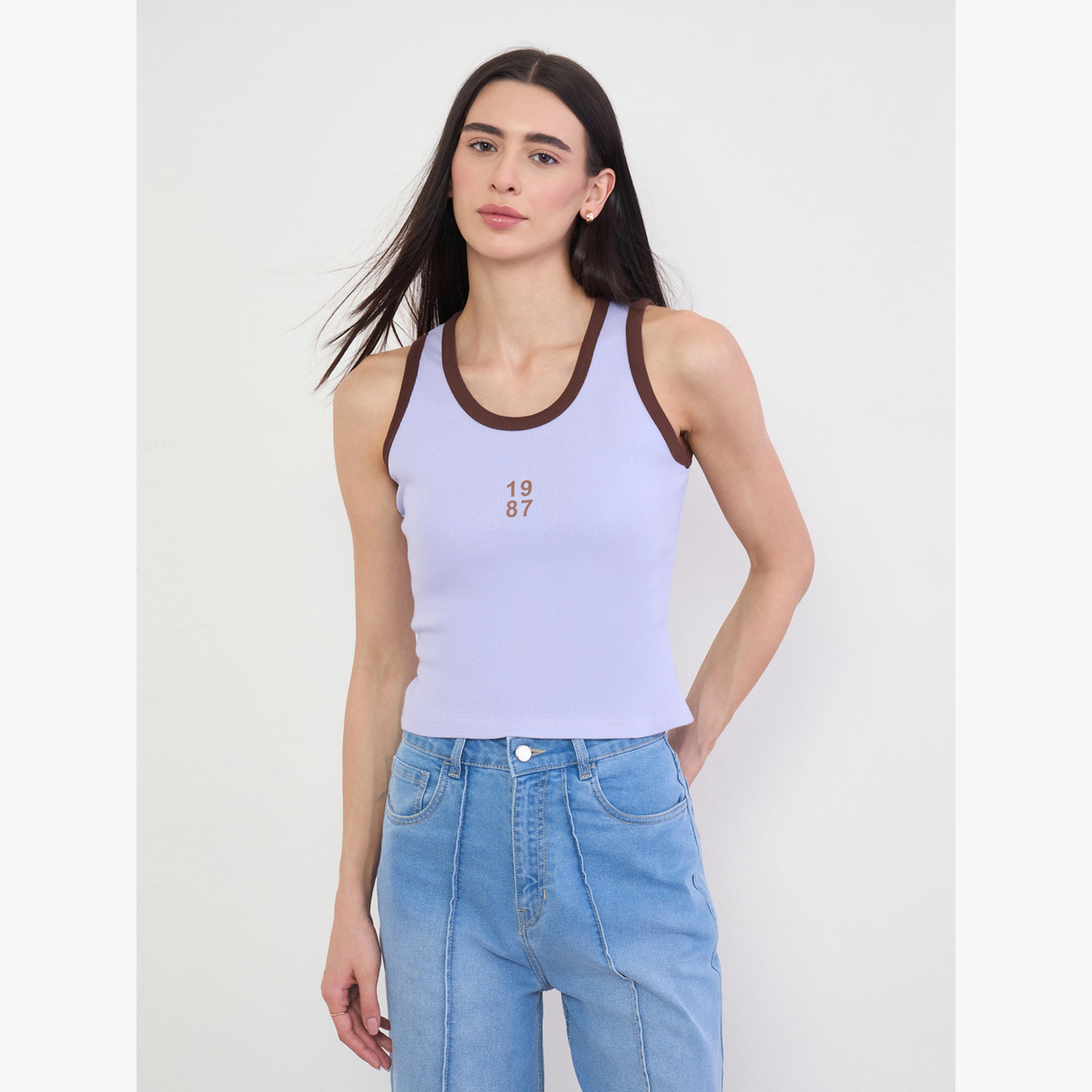 تانك مضلع بحواف متباينة-women-clothing-tshirts-image-1