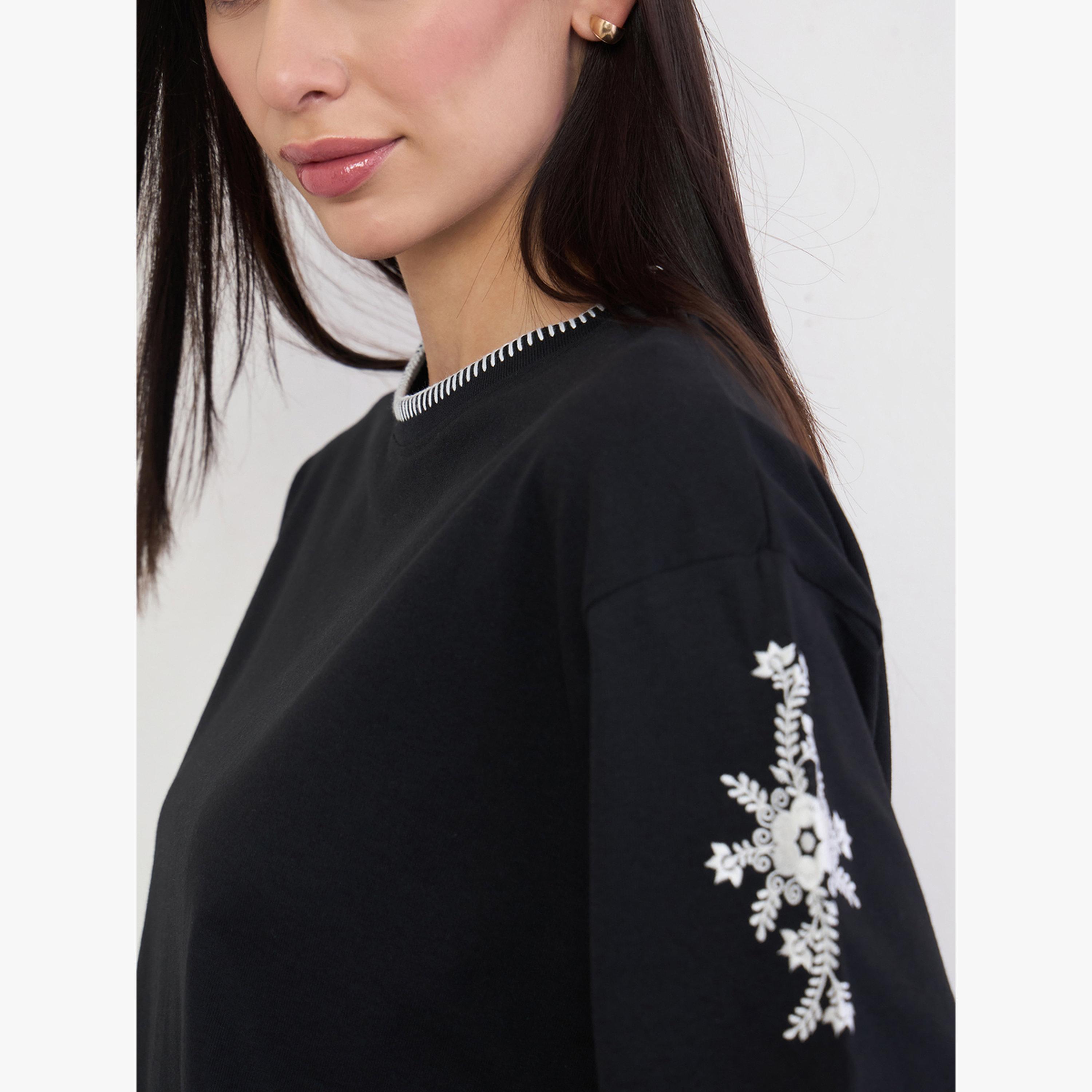 Styli Black Cotton Contrast Thread Embroidered Oversized T-Shirt-women-clothing-tshirts-image-5
